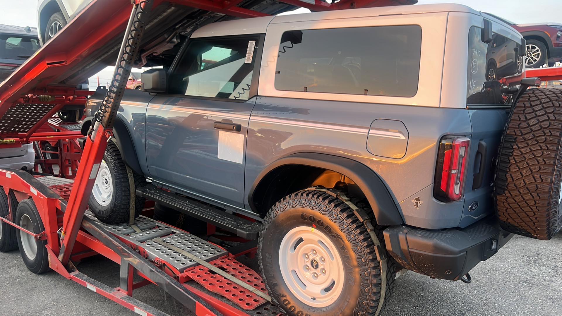 Ford Bronco HERITAGE EDITION Bronco Club 1000011419