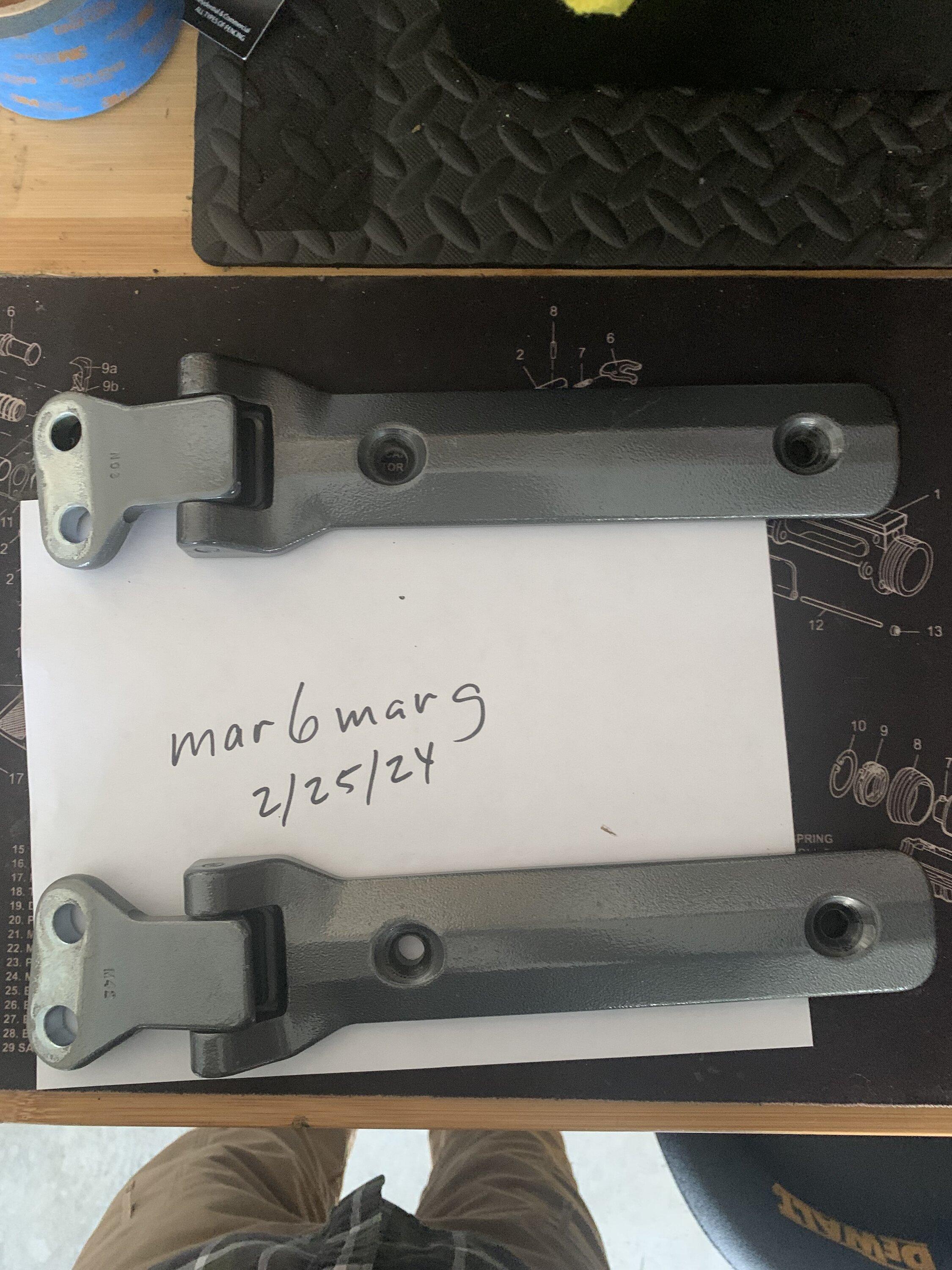 Ford Bronco OEM Tailgate Hinges IMG_6726