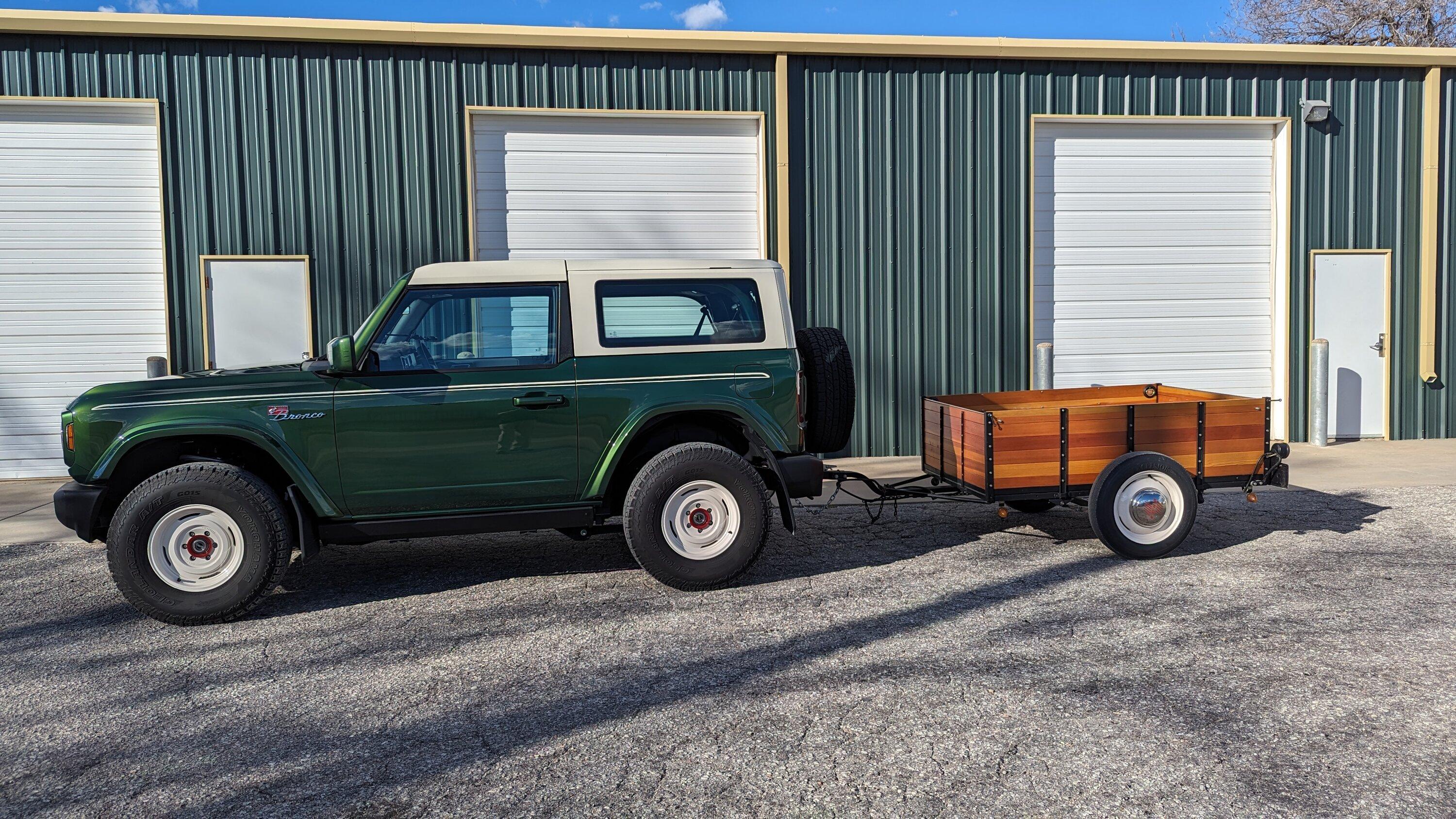 Ford Bronco Bronco + Utility Trailer PXL_20240223_220517165