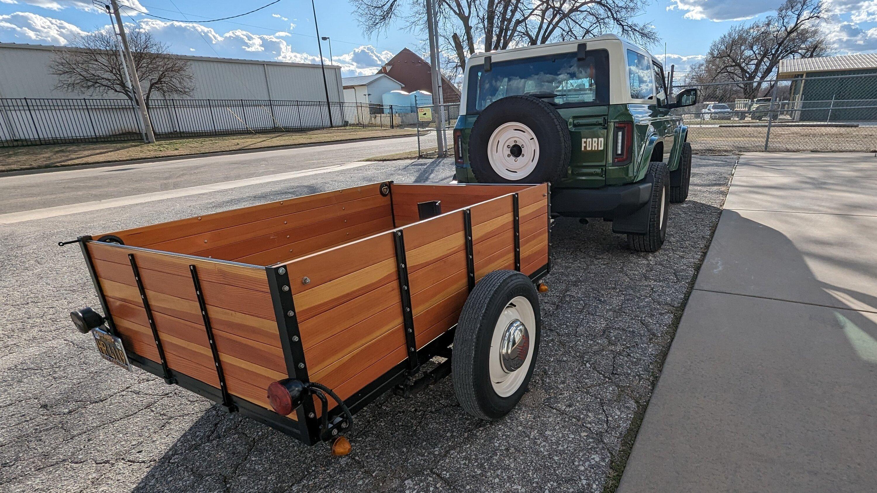 Ford Bronco Bronco + Utility Trailer PXL_20240223_220737684