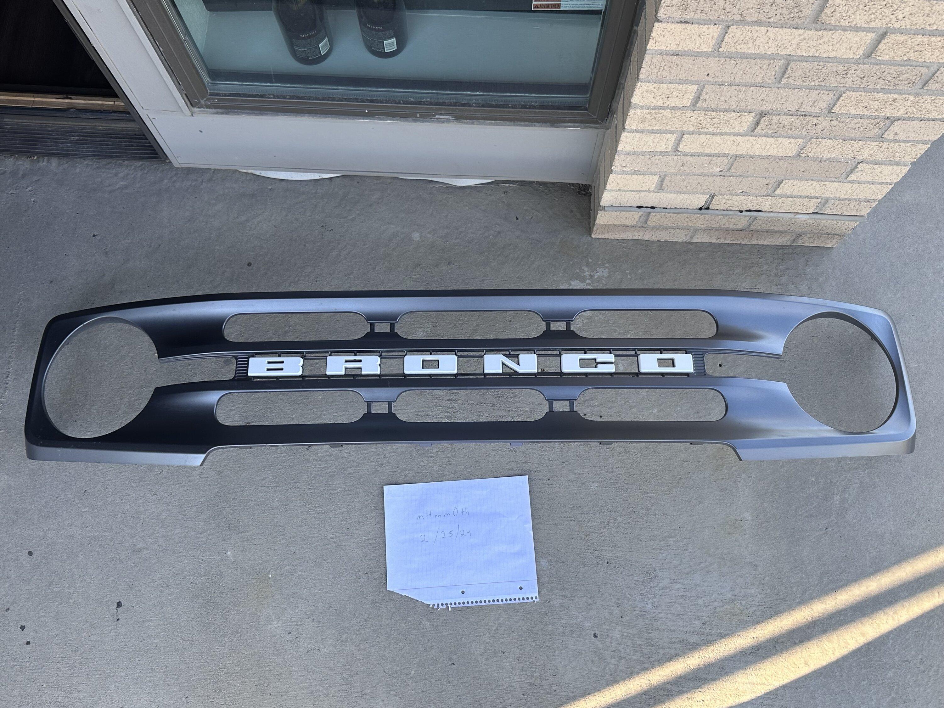 Ford Bronco Big Bend Grille $50 OBO IMG_0850