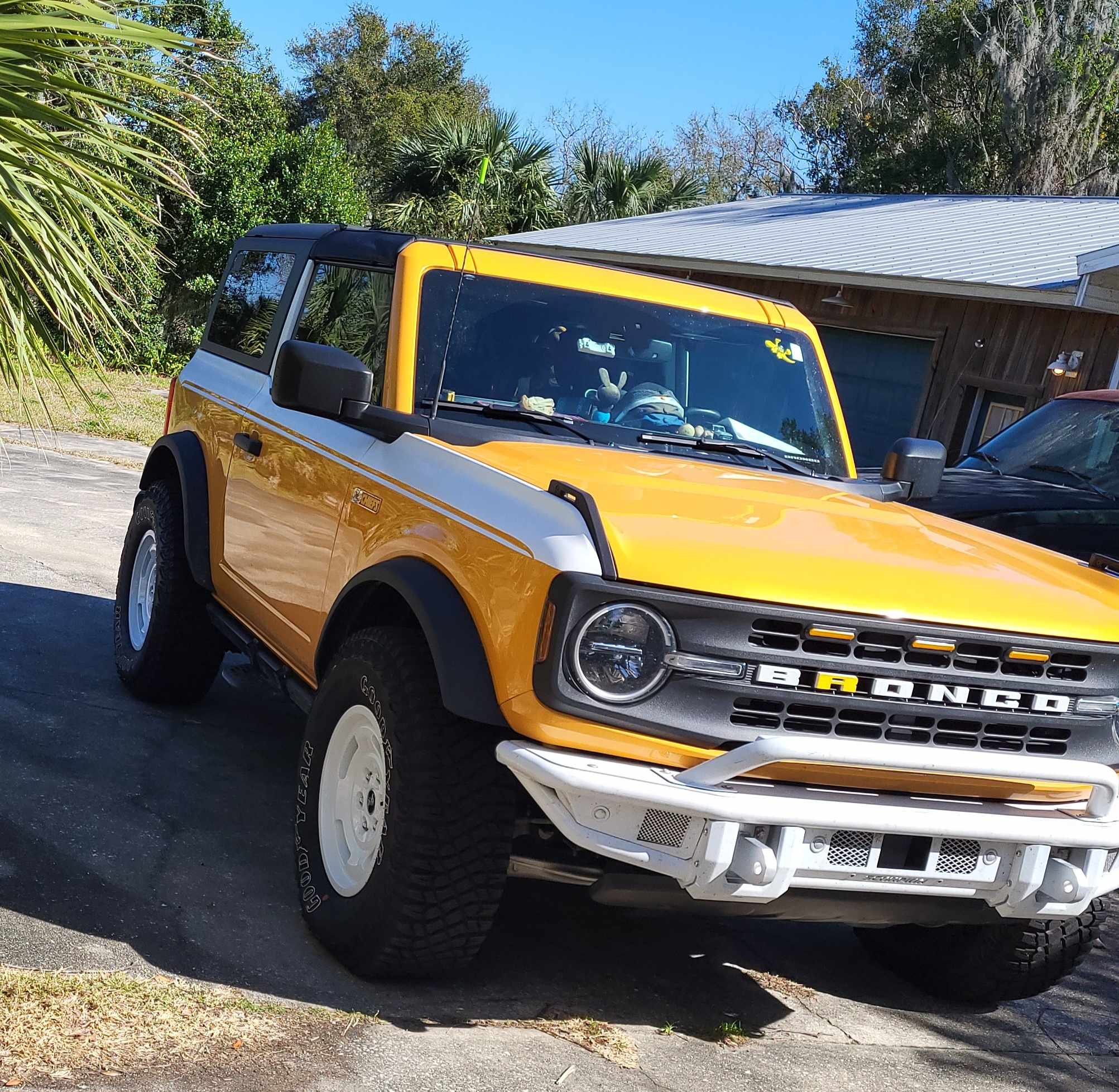 Ford Bronco CYBER ORANGE Bronco Club 427833677_717726750538514_7655254708769501728_n