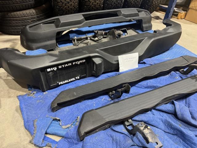 Ford Bronco Base SAS bumpers and side steps - $200 IMG_5165.JPG