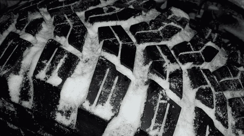 Ford Bronco My experience using a tire groover on 37" MAXXIS Trepadors Packed Grooves