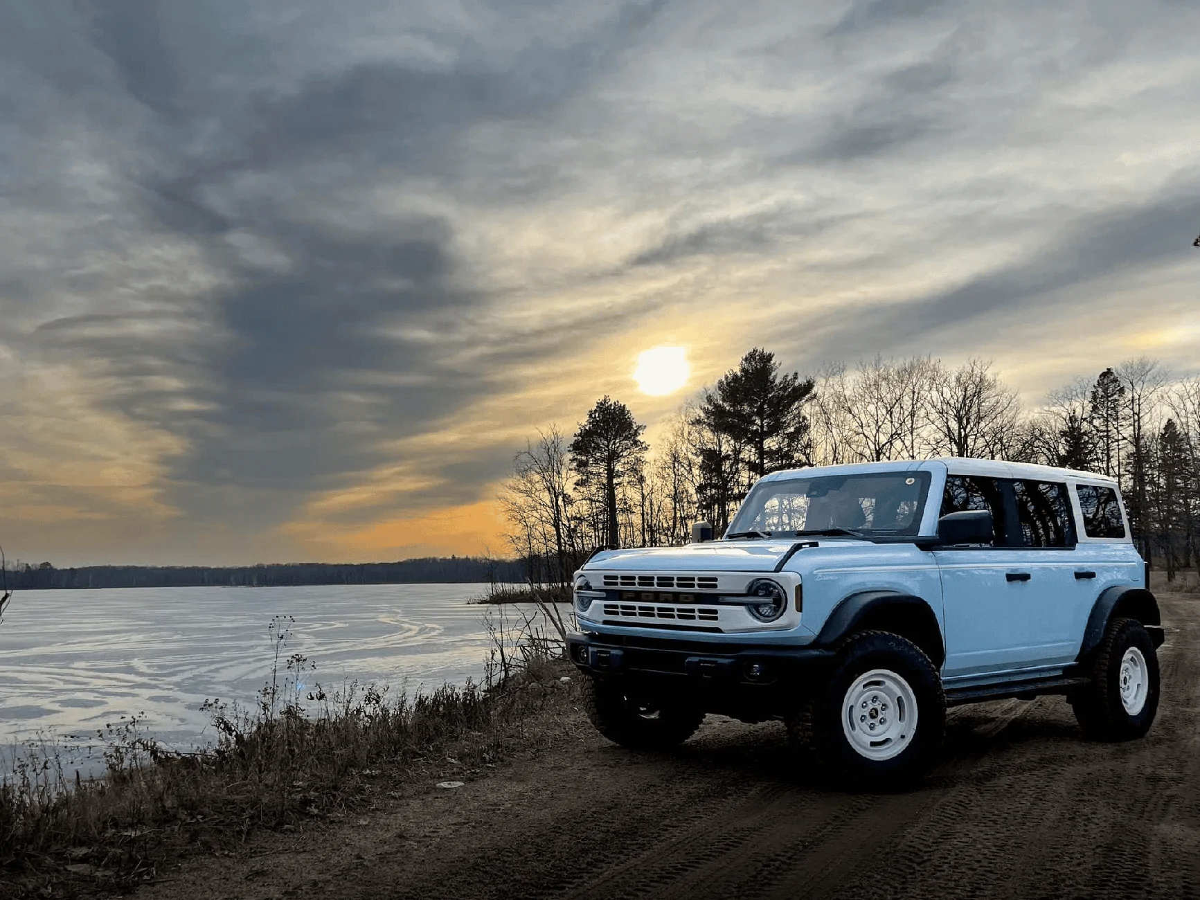Ford Bronco HERITAGE EDITION Bronco Club IMG_7334