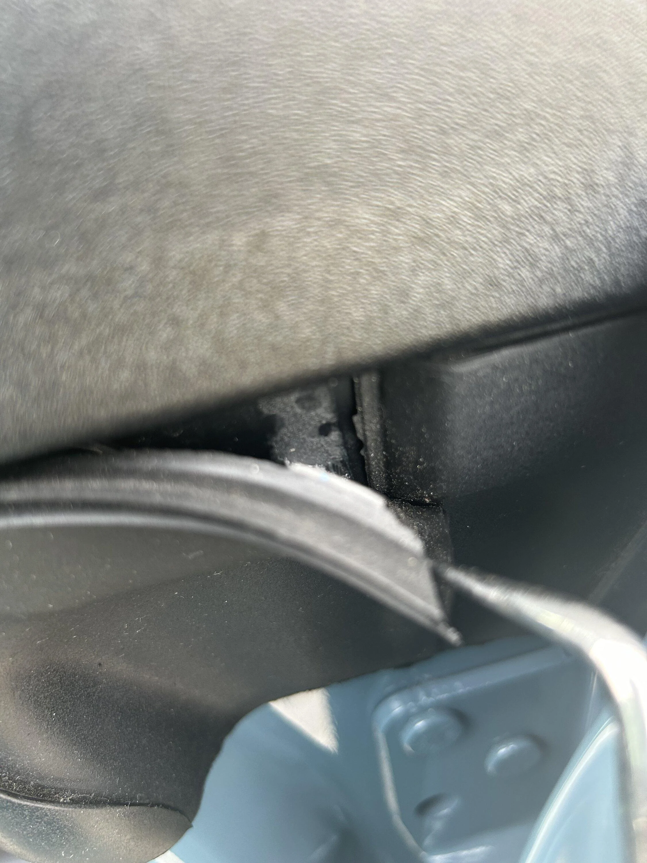 Ford Bronco B pillar rubber starting to come off IMG_6628