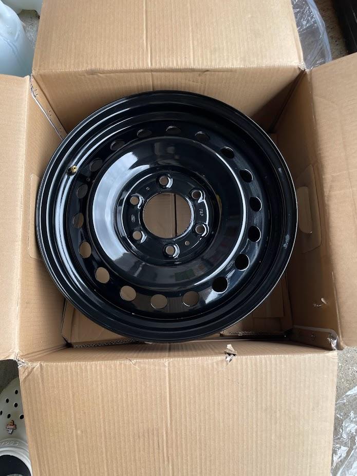 Ford Bronco Black Diamond Steelies W5
