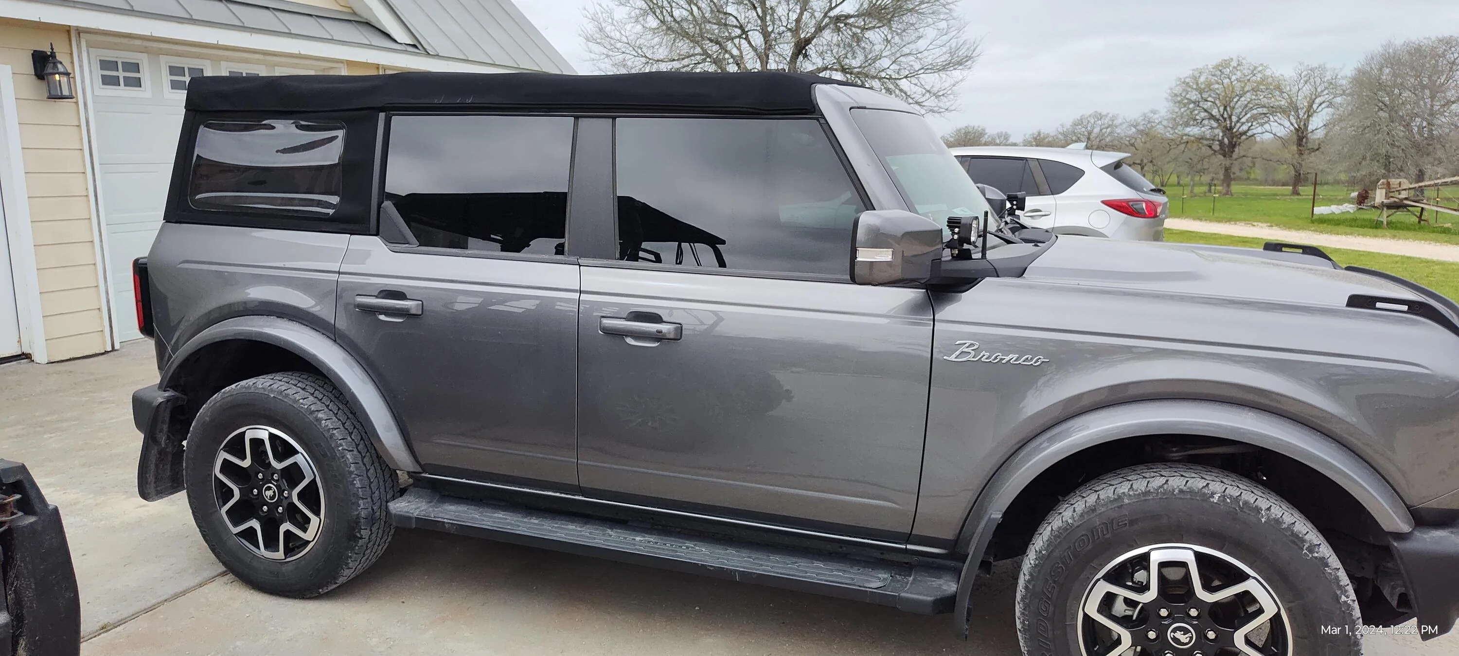 Ford Bronco Anderson Composites Hard Top installed 0Im5cot