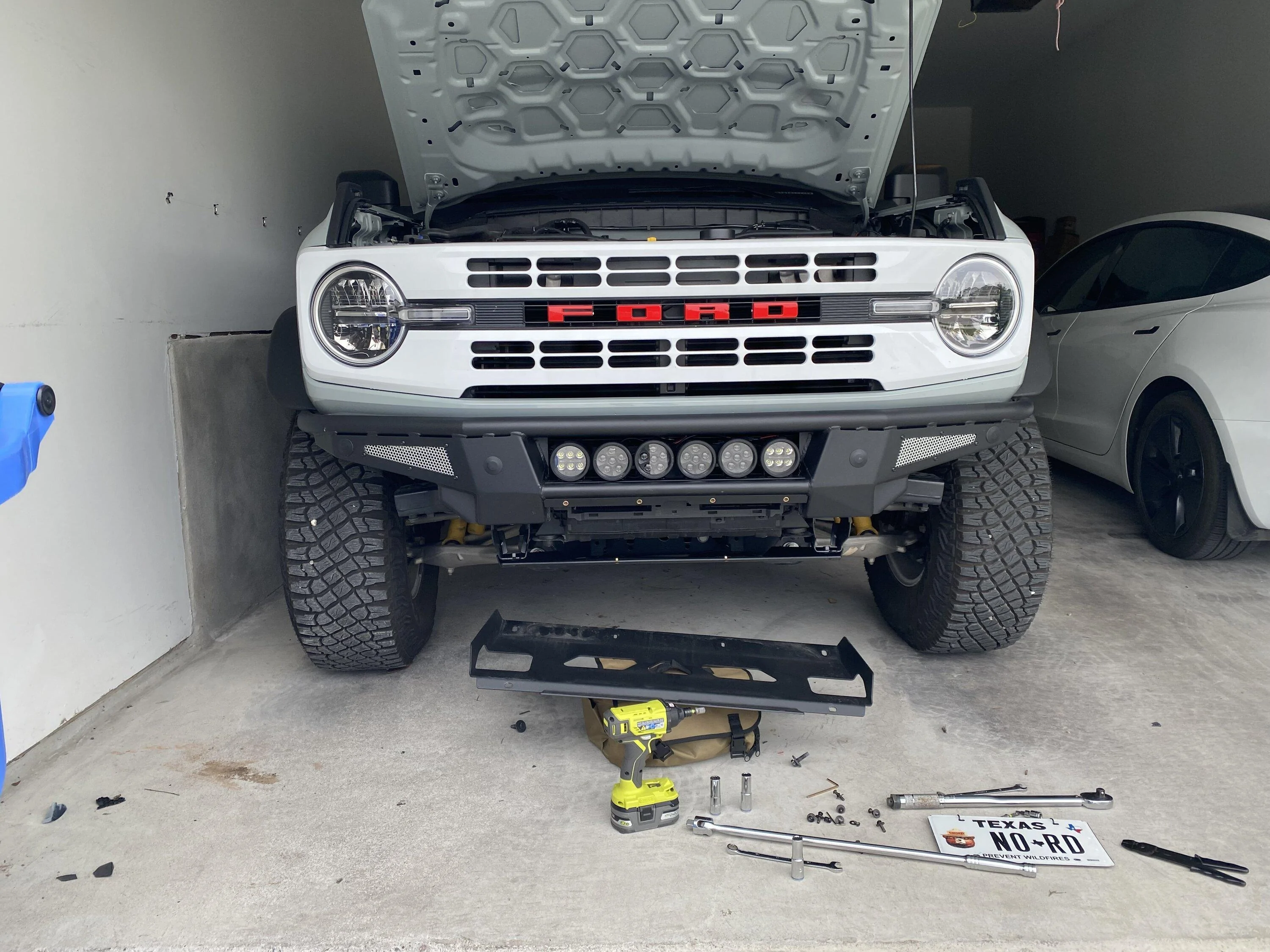 Ford Bronco HERITAGE EDITION Bronco Club IMG_9304