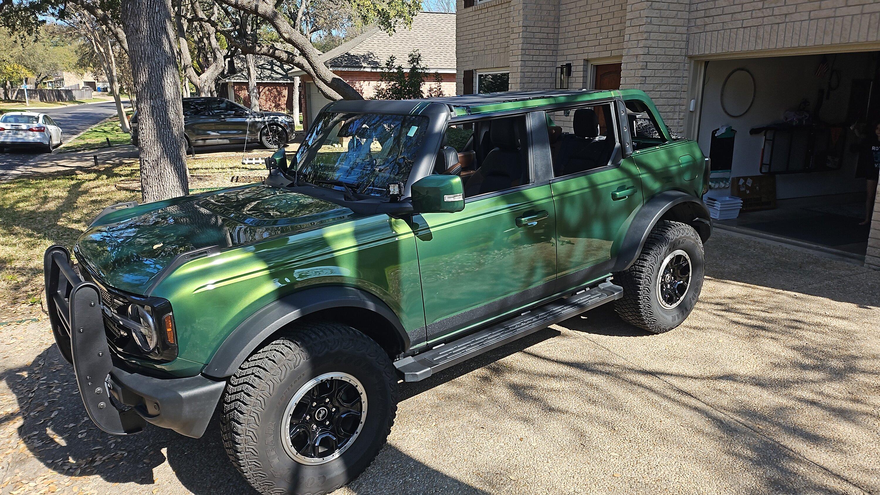 Ford Bronco Trail Armor for A-Pillar / Windshield? 1000058074