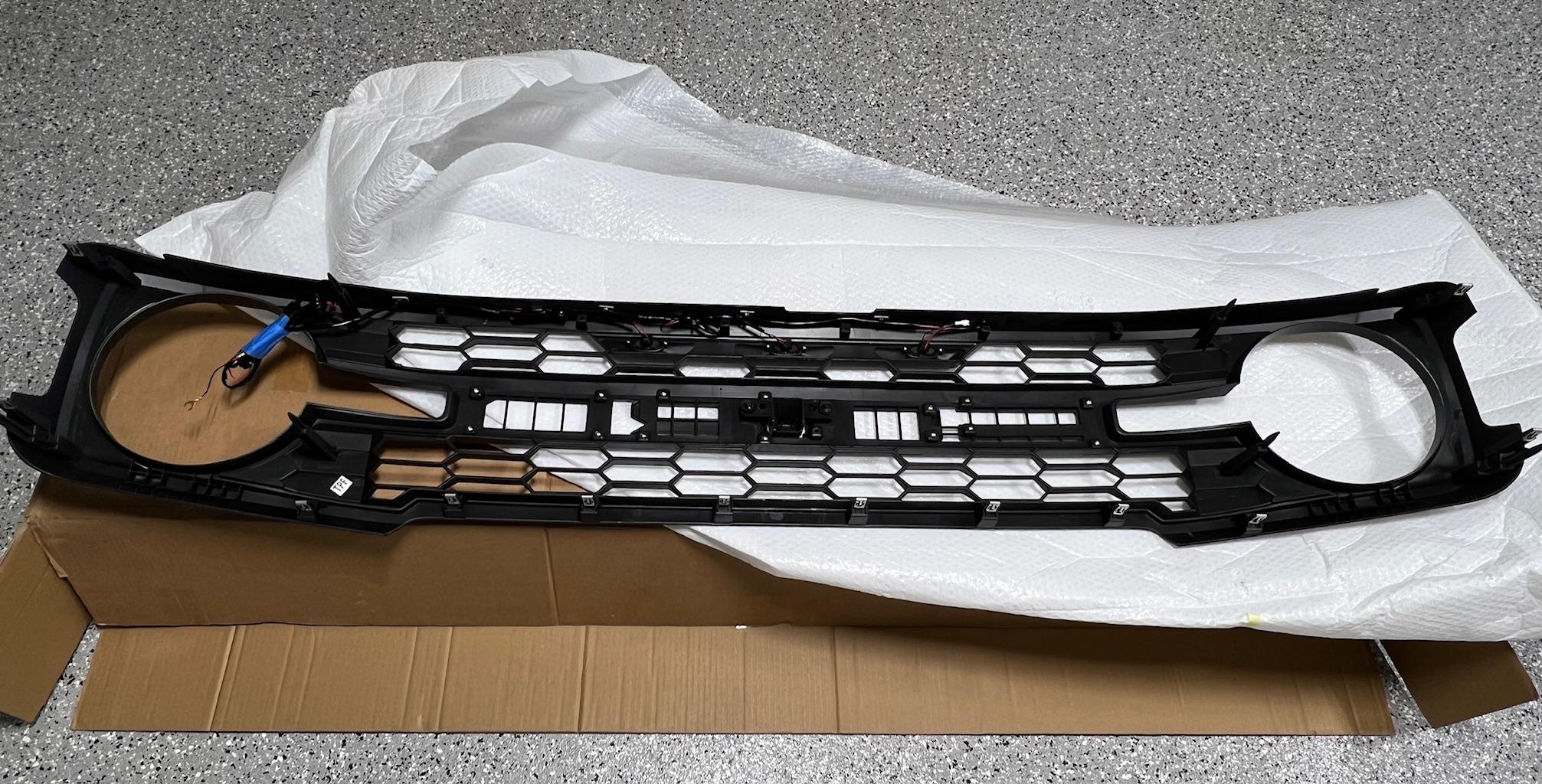 Ford Bronco Installed/Removed/0 Miles FTC "Braptor" Grill IMG_8006