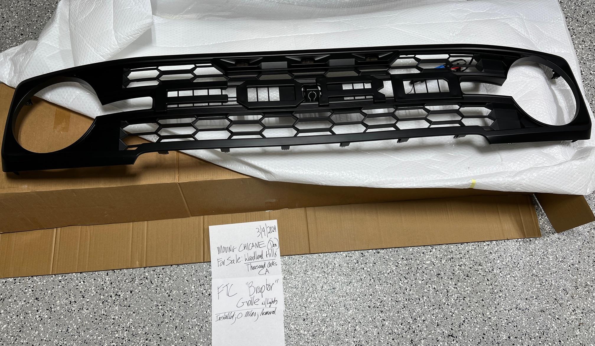 Ford Bronco Installed/Removed/0 Miles FTC "Braptor" Grill IMG_8008