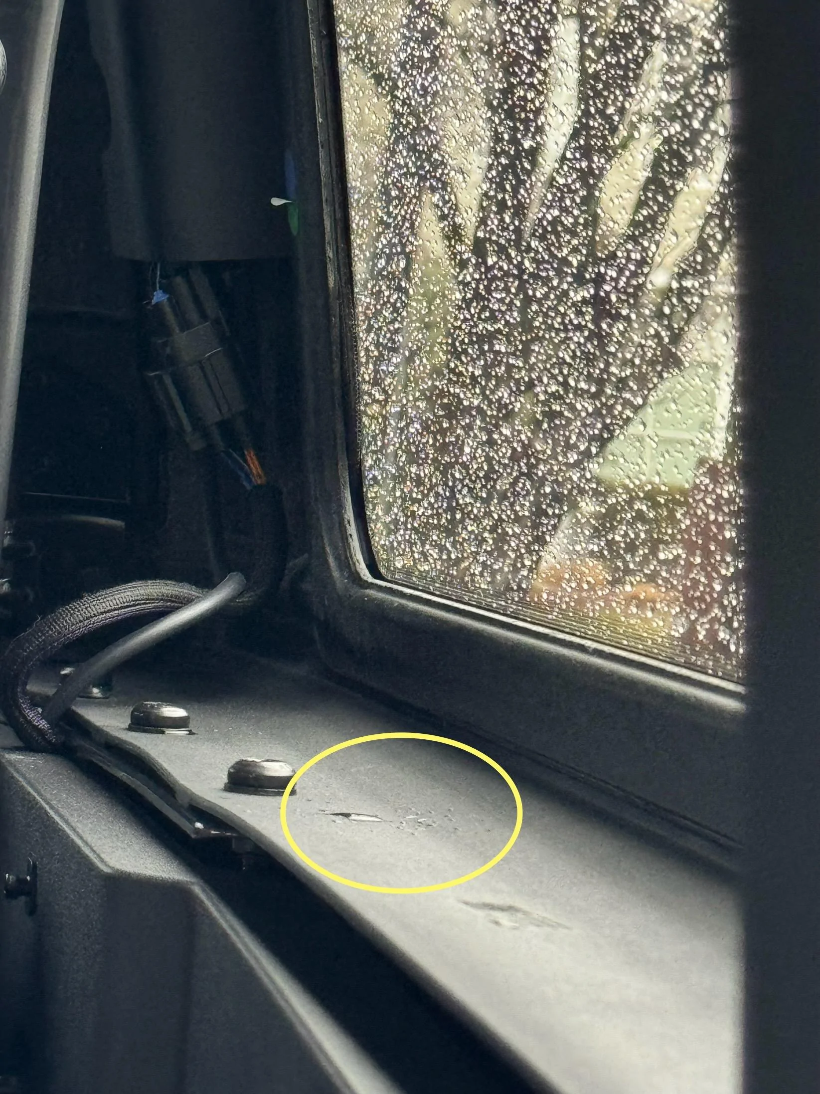 Ford Bronco Rear side window leaks IMG_1976