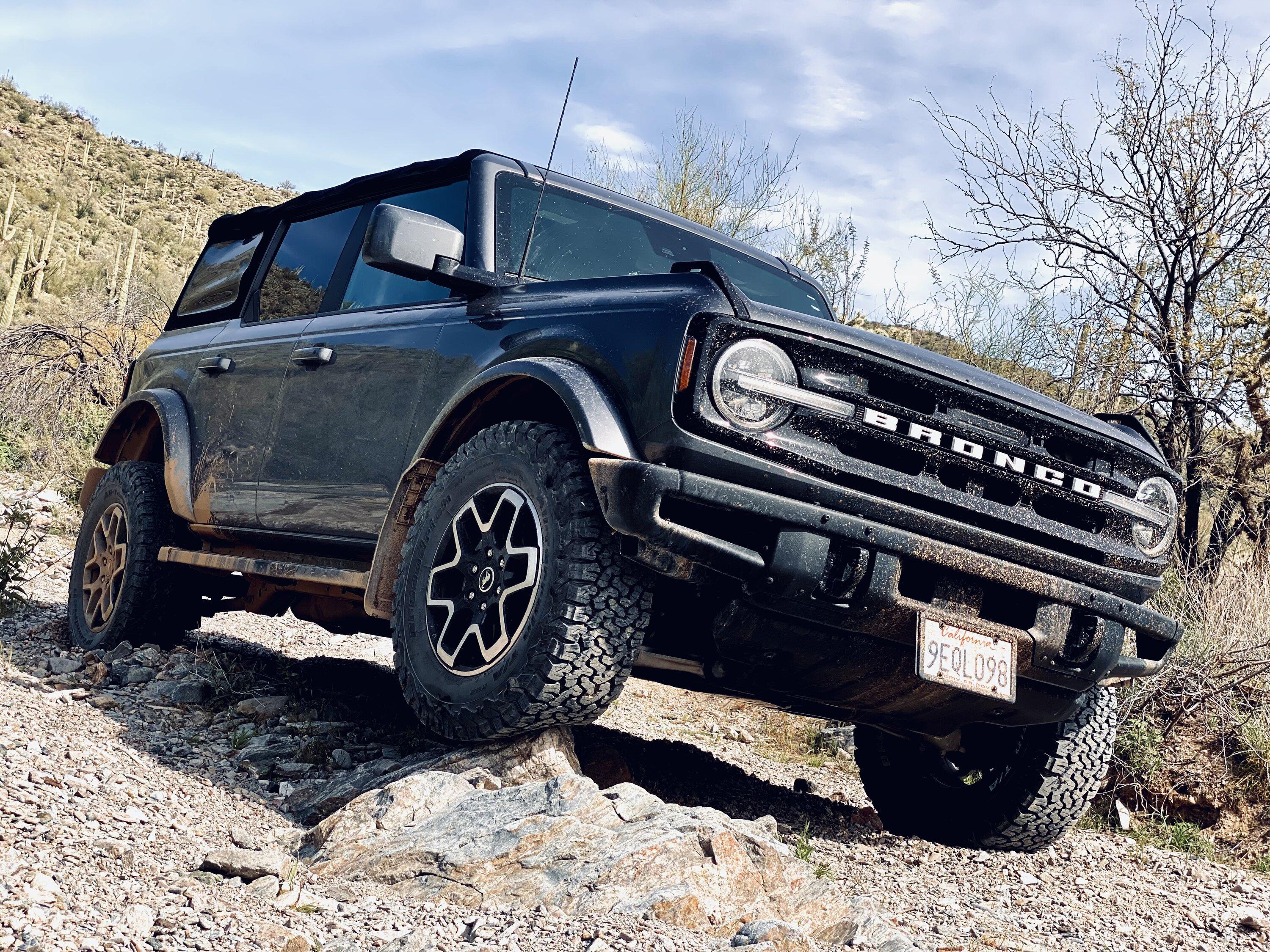 Ford Bronco CARBONIZED GRAY Bronco Club IMG_2291