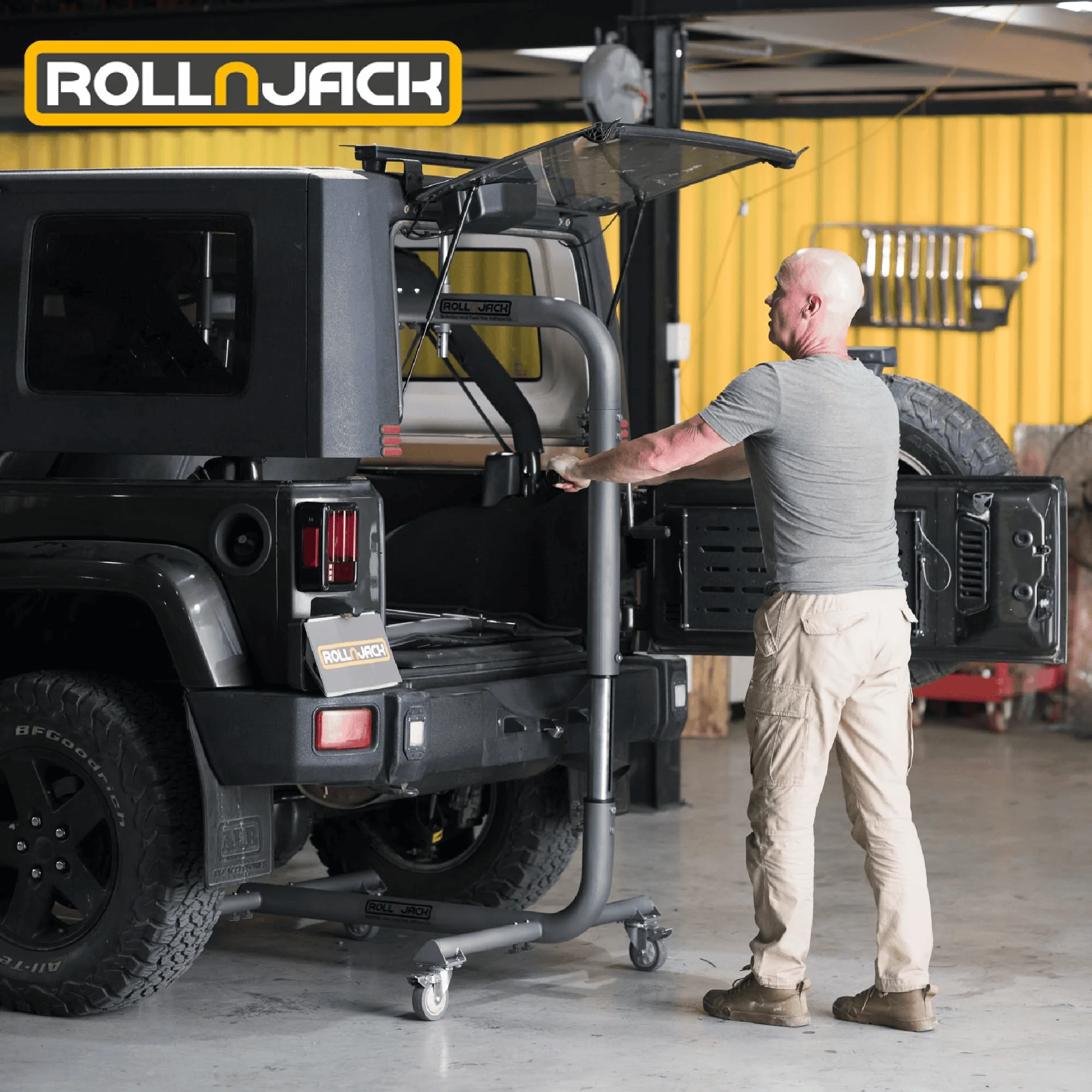 Ford Bronco Roll N Jack - 4 door experience to remove hardtop 1709579081335