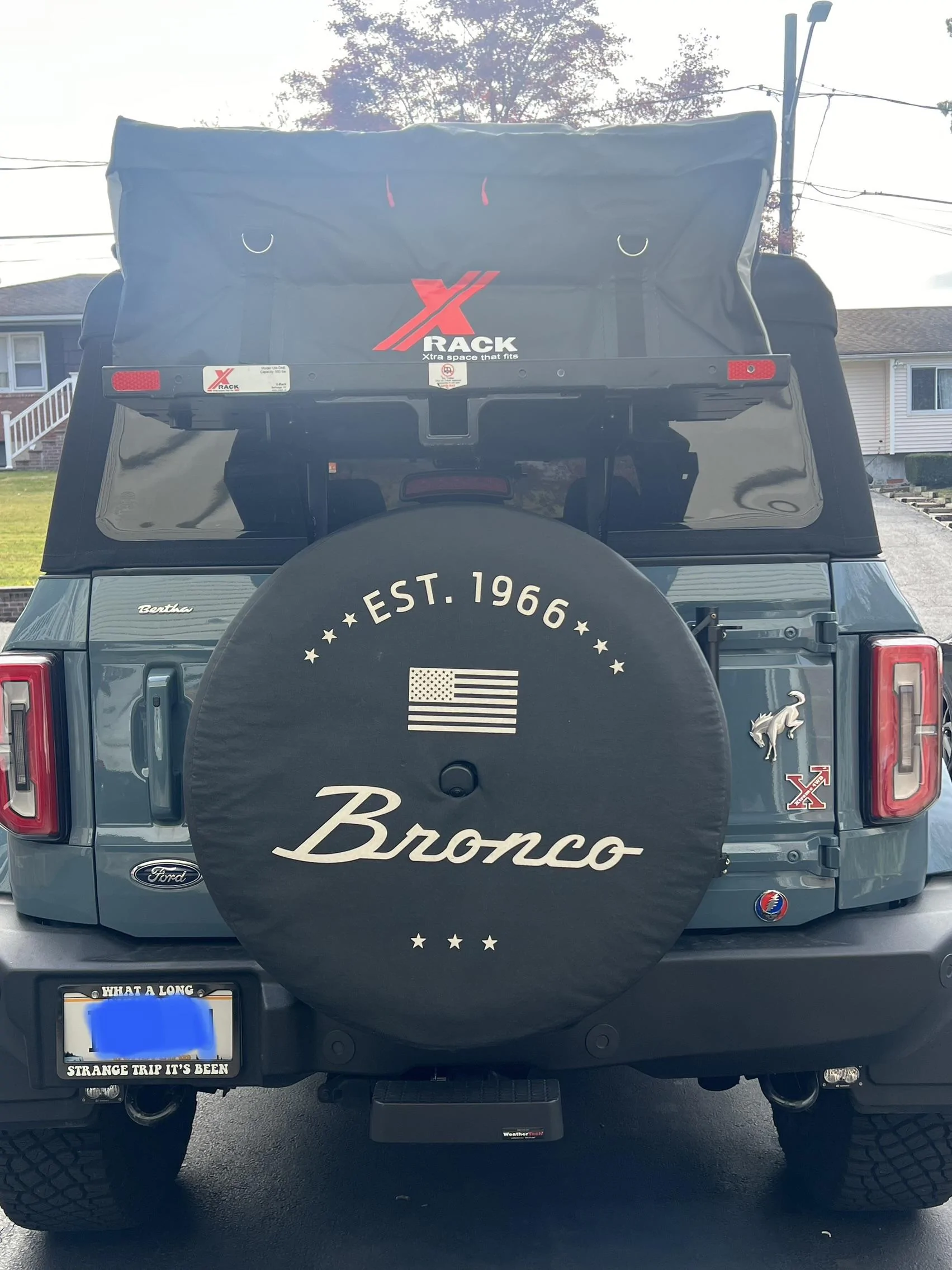 Ford Bronco Unobstructed Rear View view Cargo Shelf IMG_3514