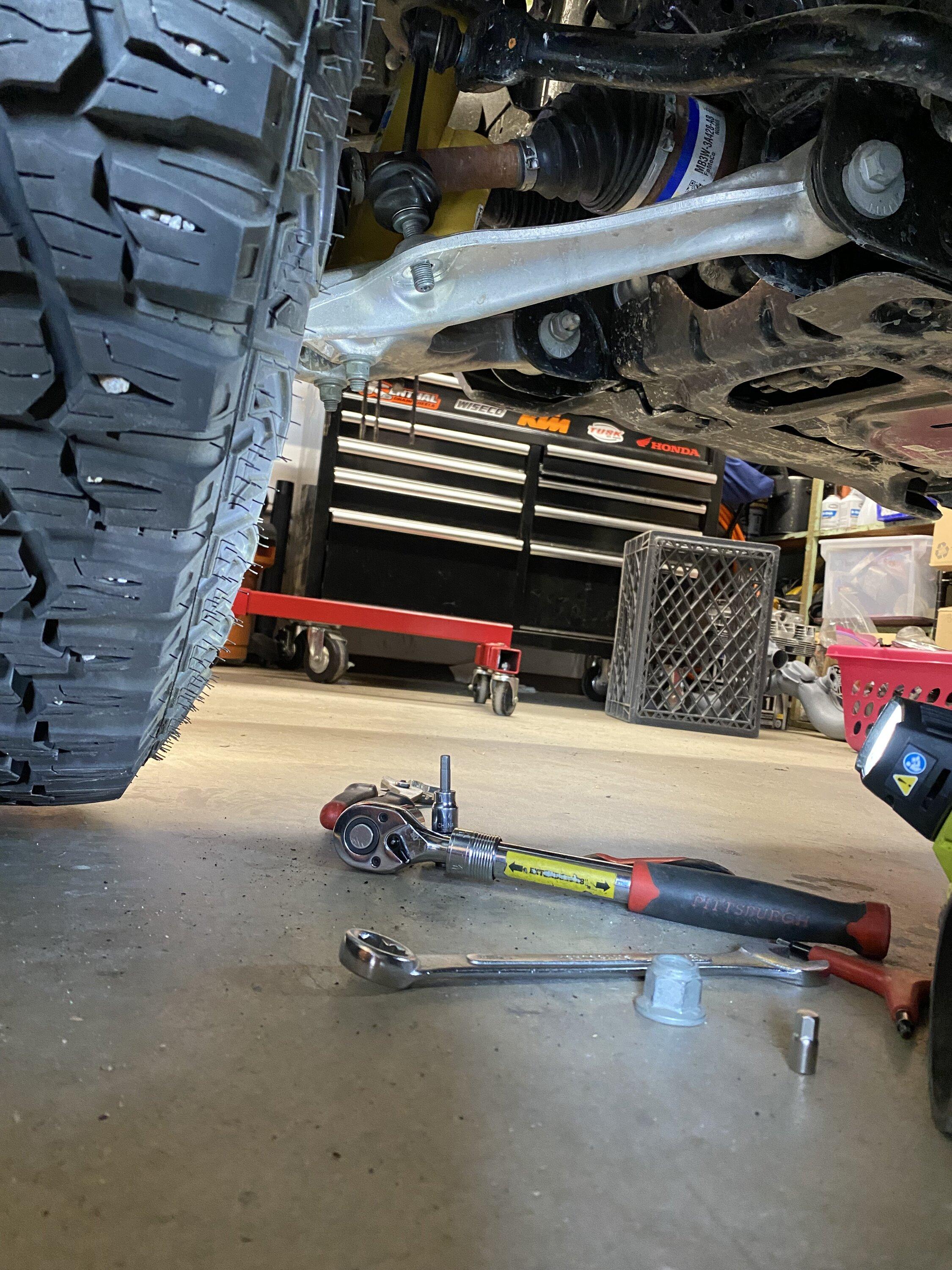 Ford Bronco Sway bar quick disconnects IMG_7269.JPEG