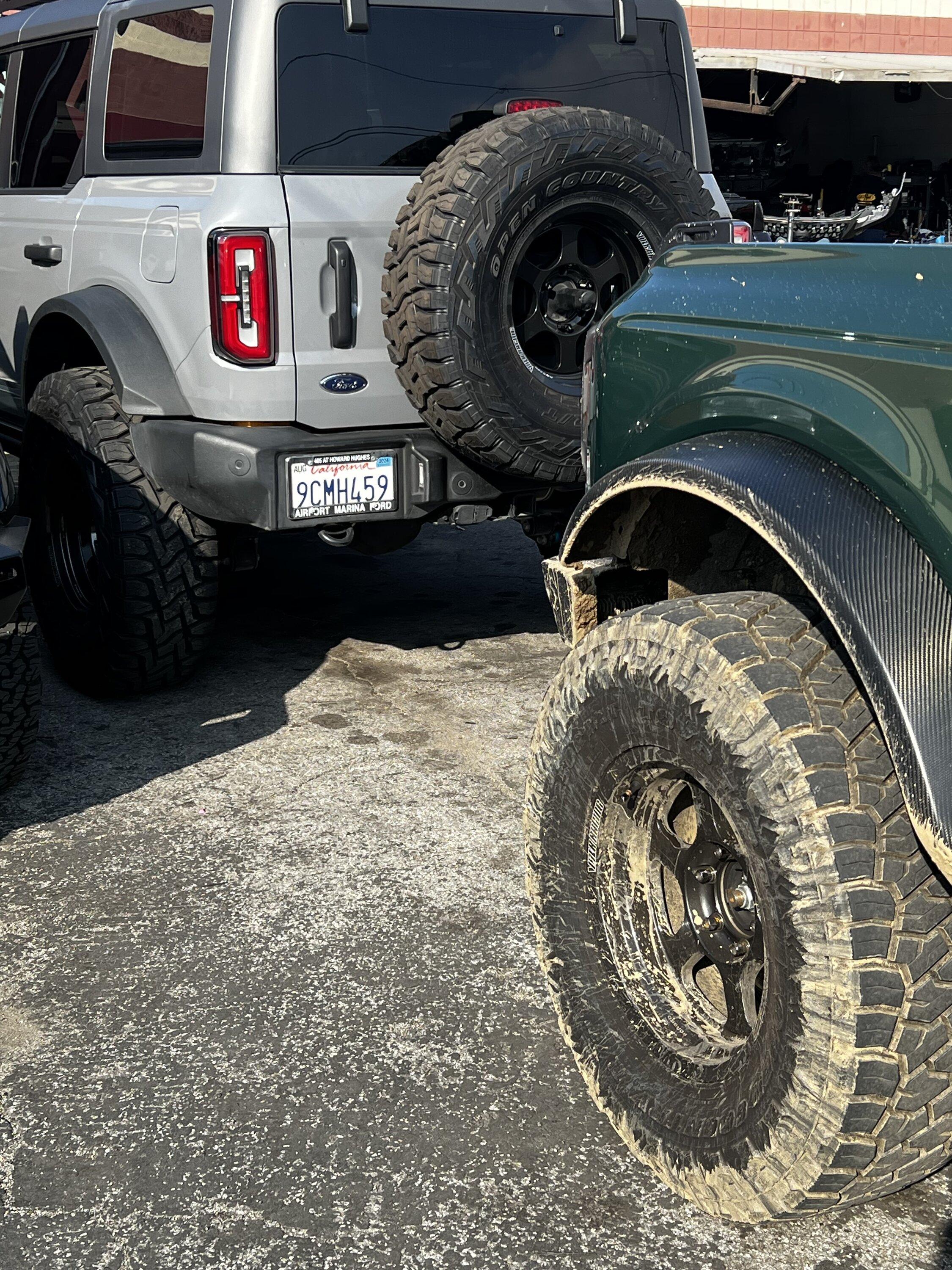 Ford Bronco Show me your Gray Wheels IMG_6685