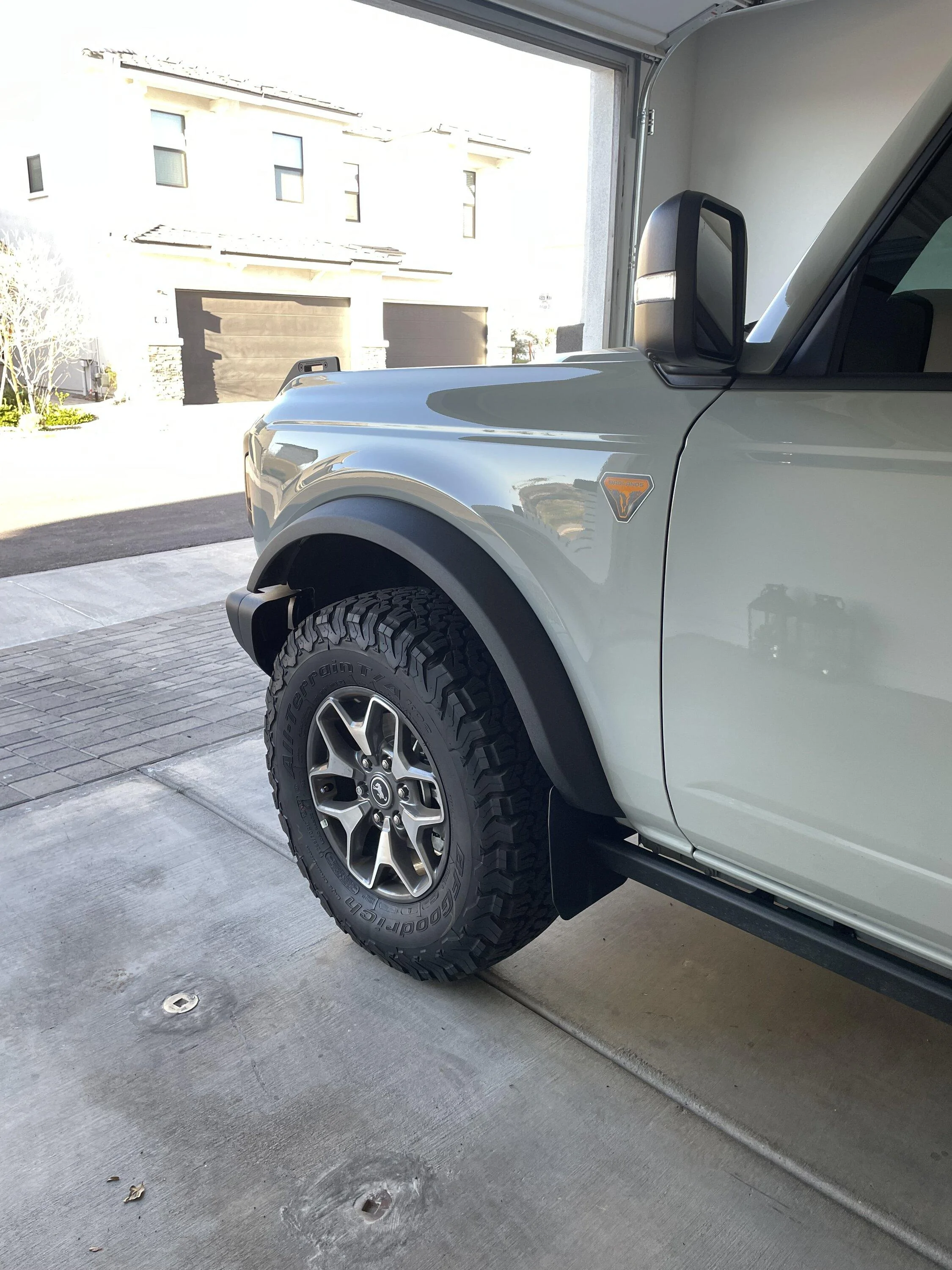 Ford Bronco IAG Mini Mud Flaps on Non SAS Badlands 4dr IMG_6417