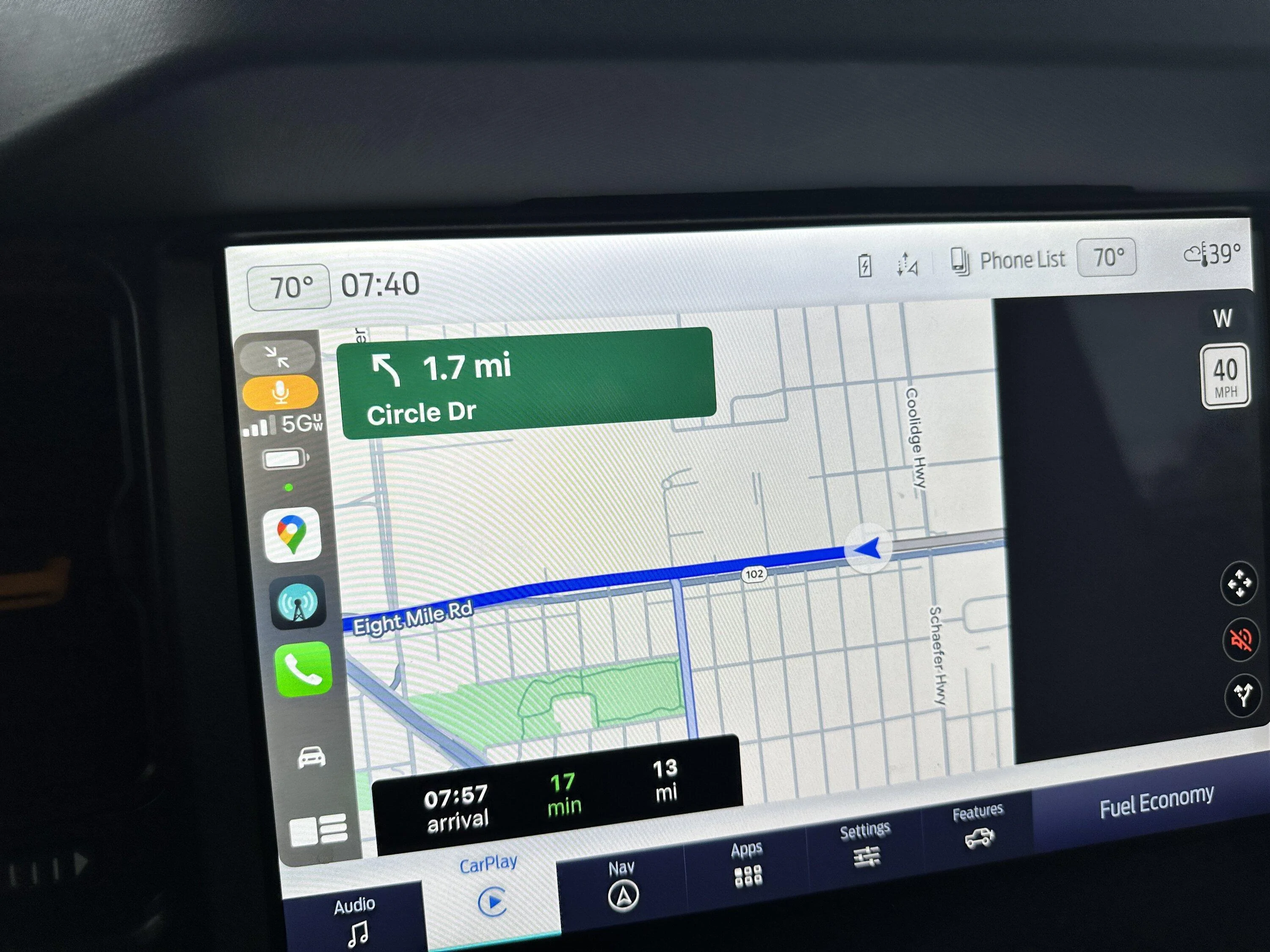 Ford Bronco CarPlay google maps gets stuck in 2/3 screen: IMG_5010