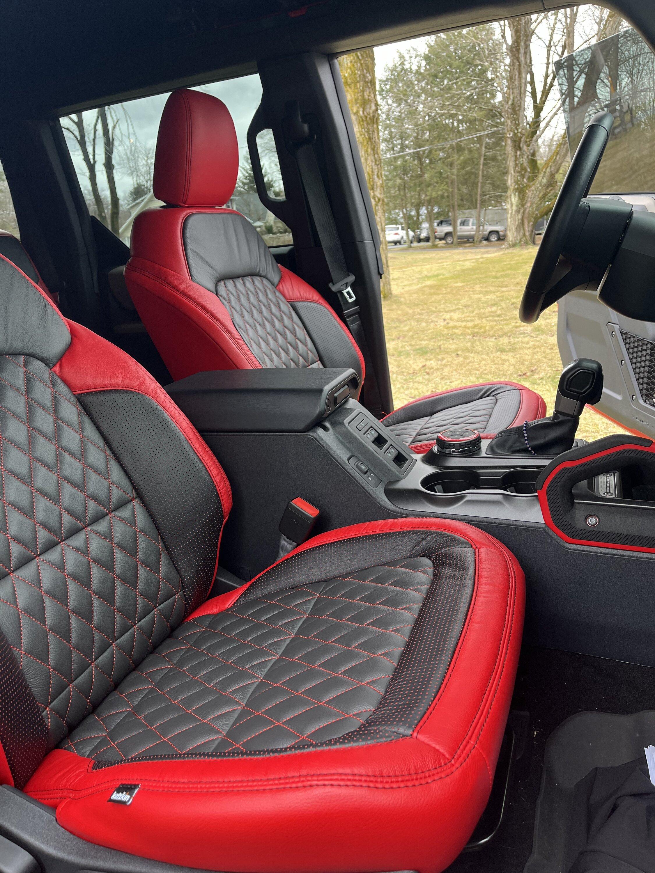 Ford Bronco Katzkin (Salsa Red / Dark Graphite) matched to Race Red Wildtrak F4F14AD3-7C0A-44D0-9252-D3E9AE2C0E95