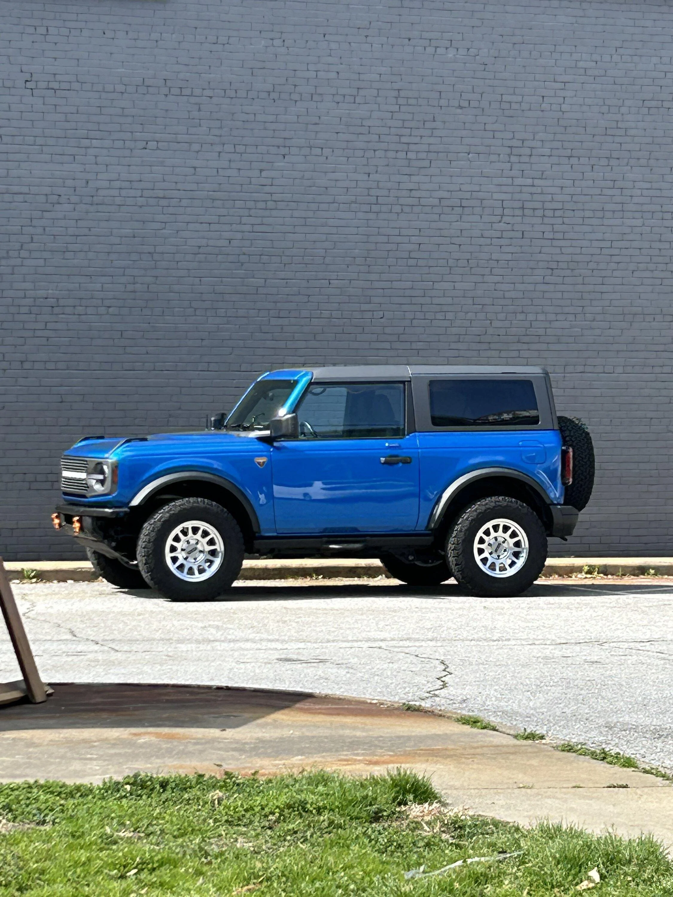 Ford Bronco Chrome wheels! IMG_2350