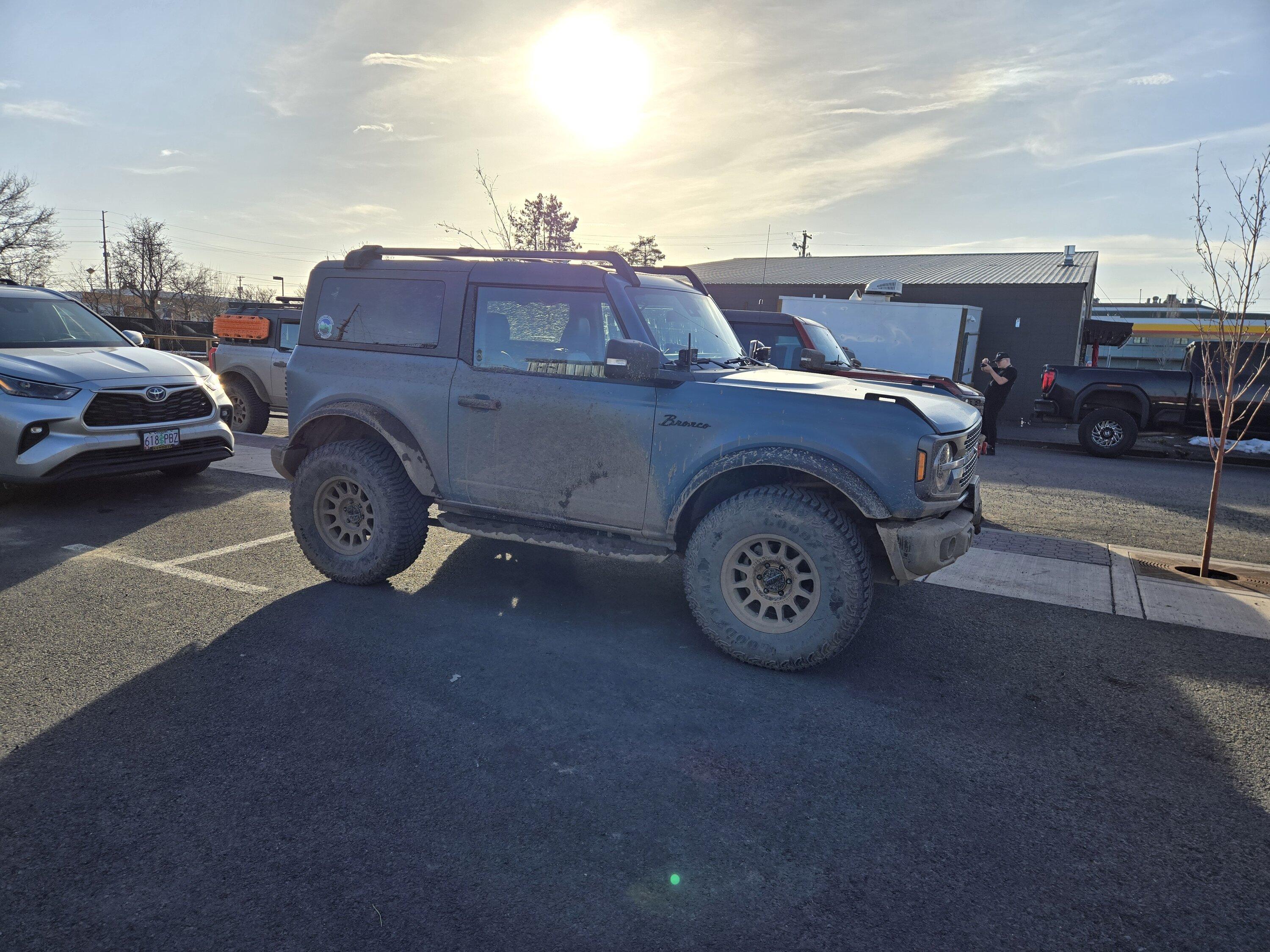 Ford Bronco Feedback on RCI vs Metal Tech 4x4 Rock Sliders 20240224_160136
