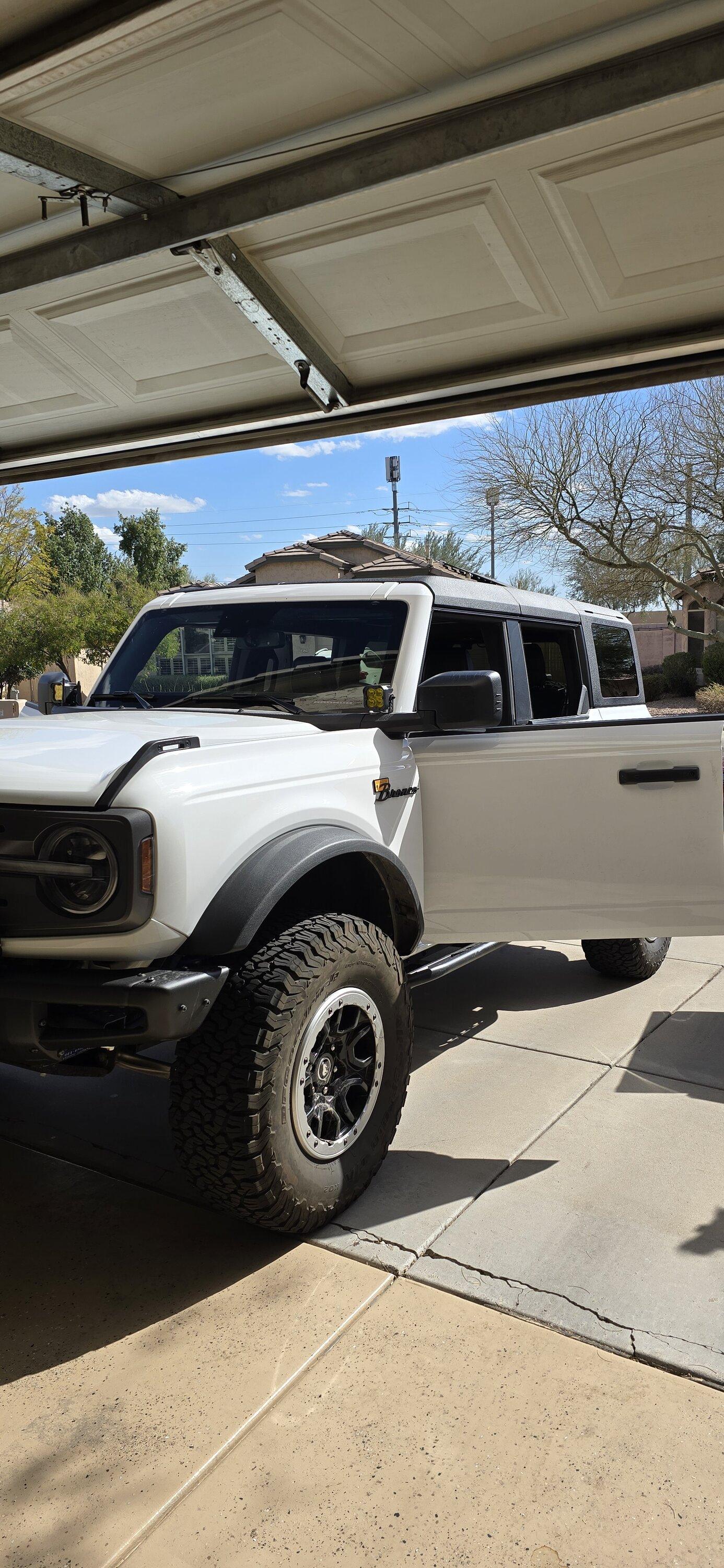 Ford Bronco Anderson Composites Hardtop Installed - Review, Tips, and Pics 20240304_145651