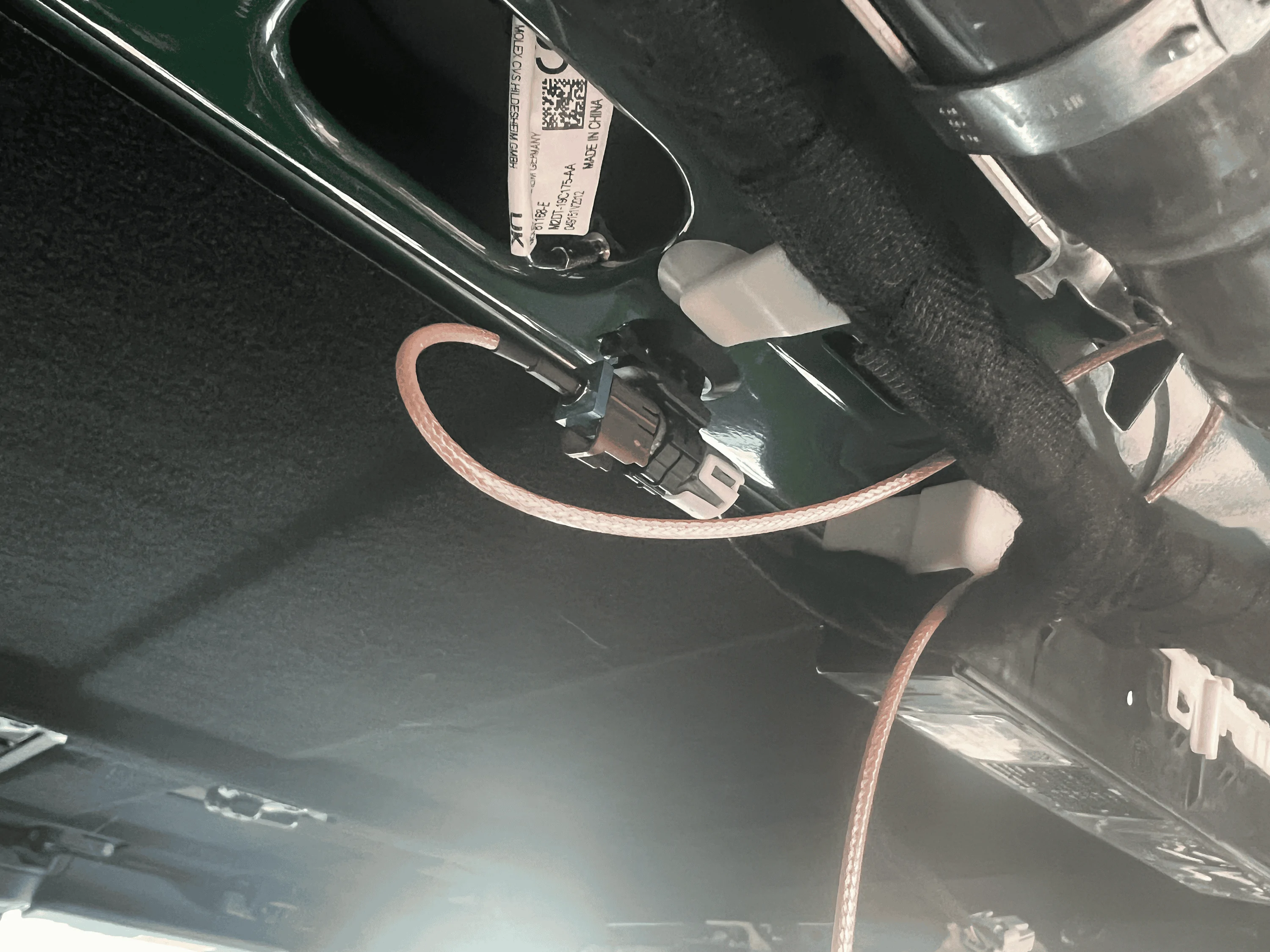 Ford Bronco SiriusXM/GPS Antenna Relocation/Replacment tempImage90HsPS
