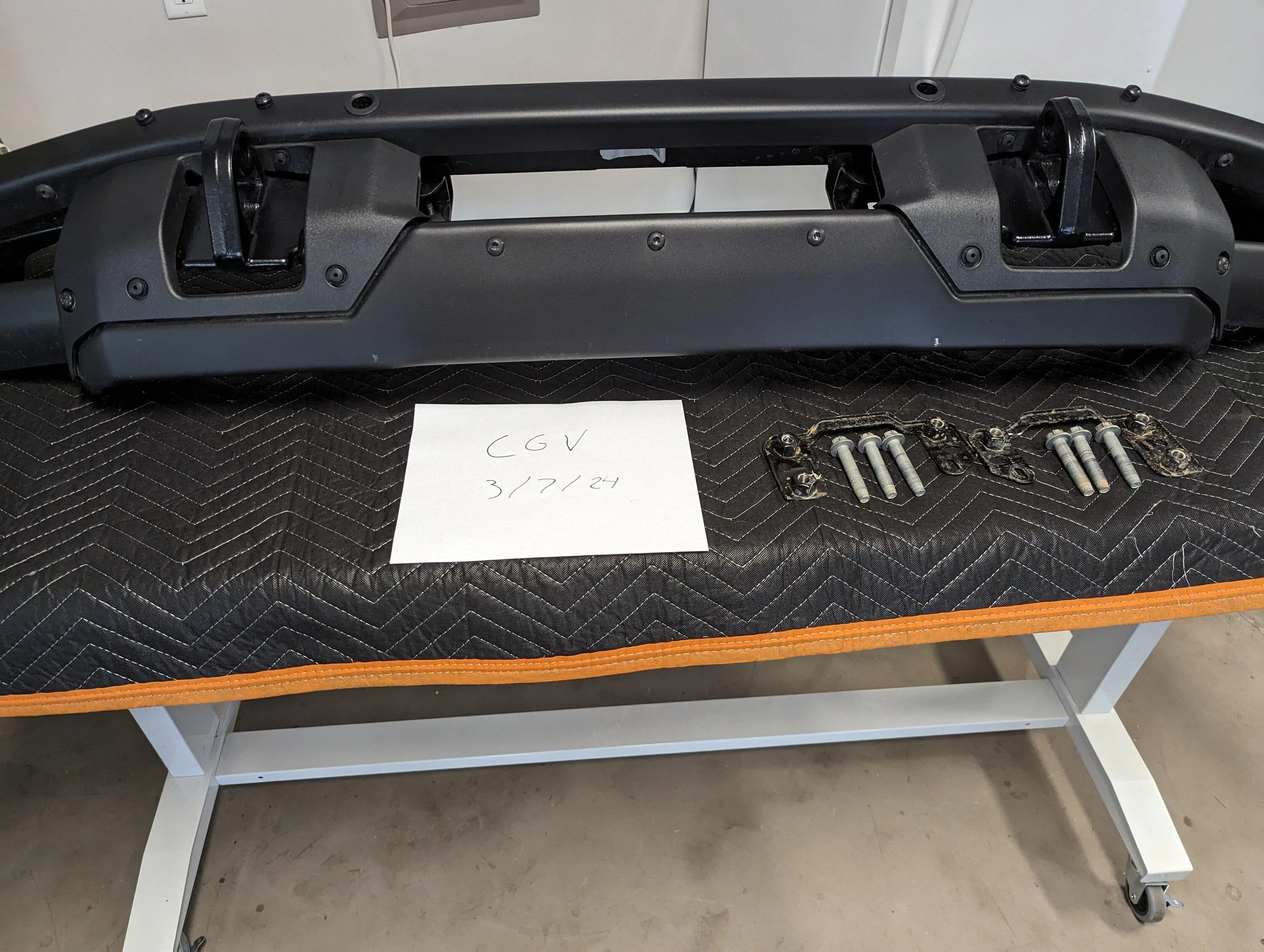Ford Bronco OEM Modular Bumper FS PXL_20240307_222458757
