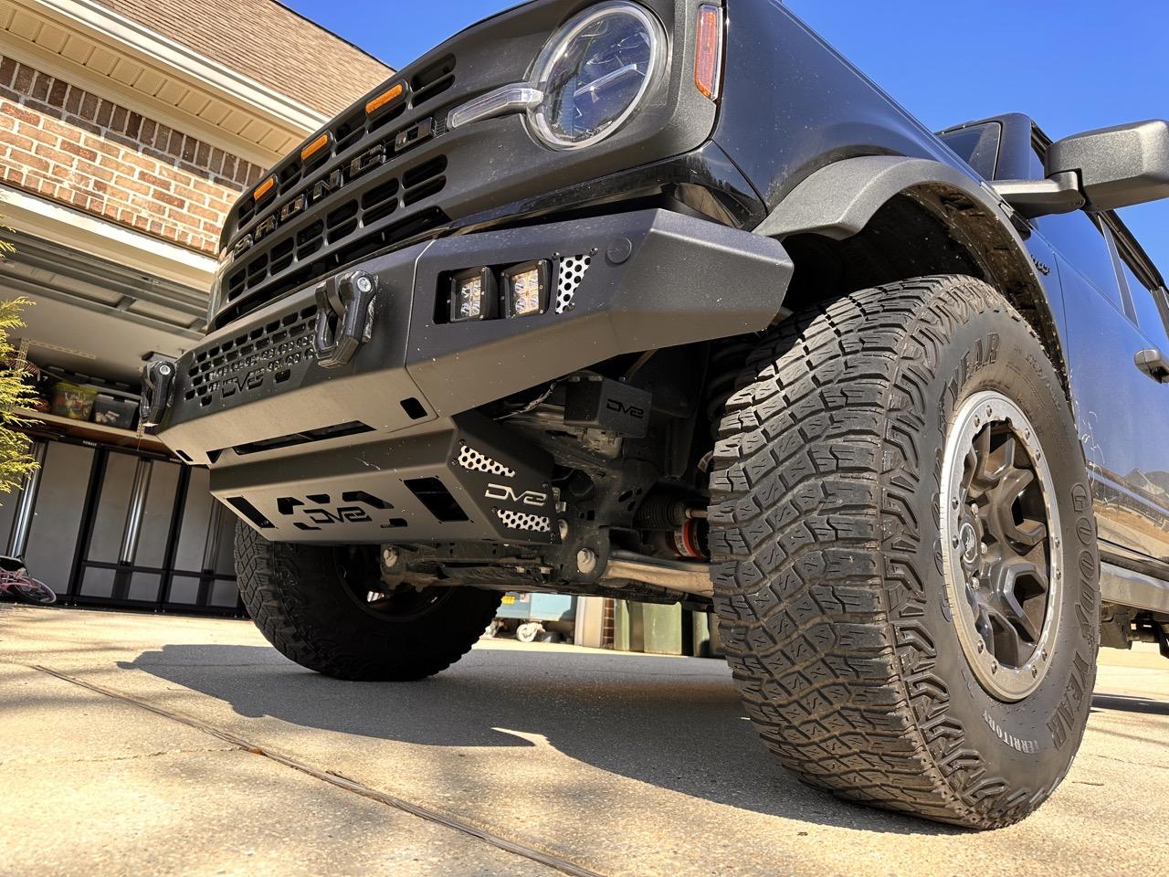 Ford Bronco DV8 OEM style bumper and lights installed* IMG_9264 Lar