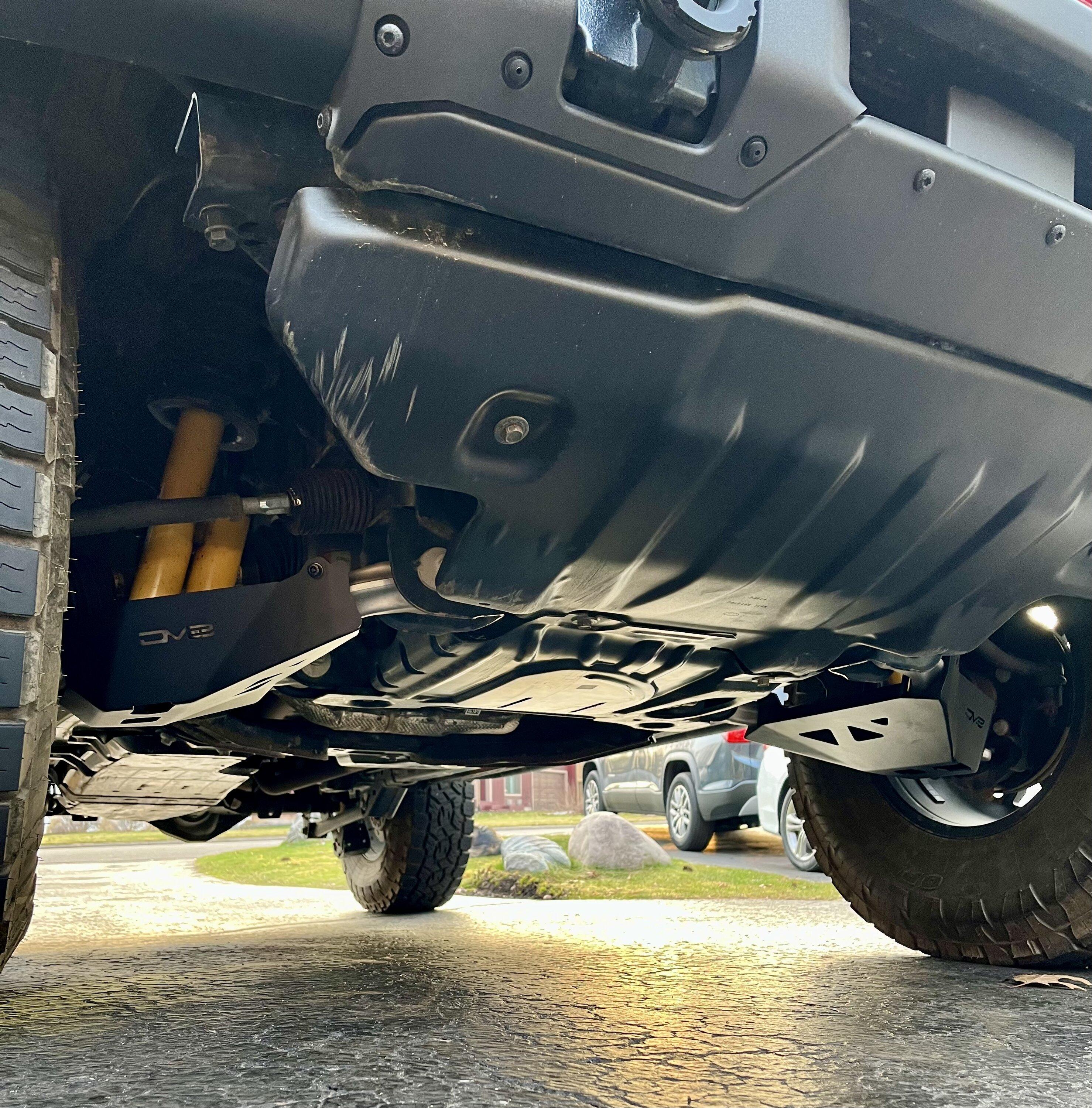 Ford Bronco DV8 Front Control arm Armor. IMG_1307