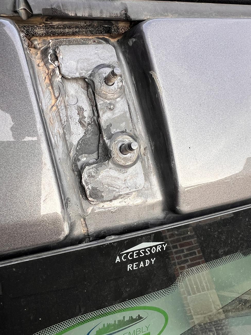 Ford Bronco Front Exterior Accessory Mount Broke Off IMG_9854.JPG