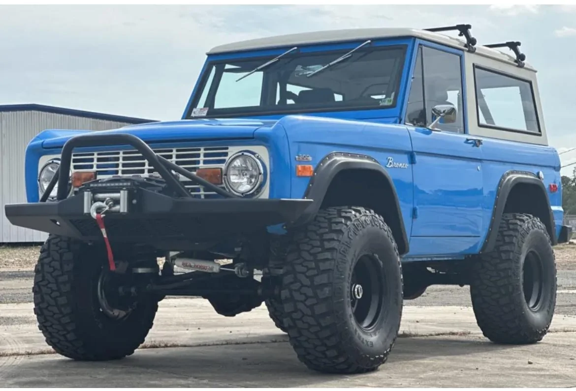 Ford Bronco What's Your 6G Bronco's older alter ego? IMG_0115