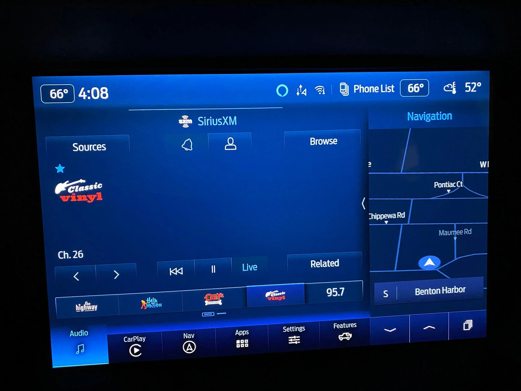Ford Bronco 12.3 split screen radio