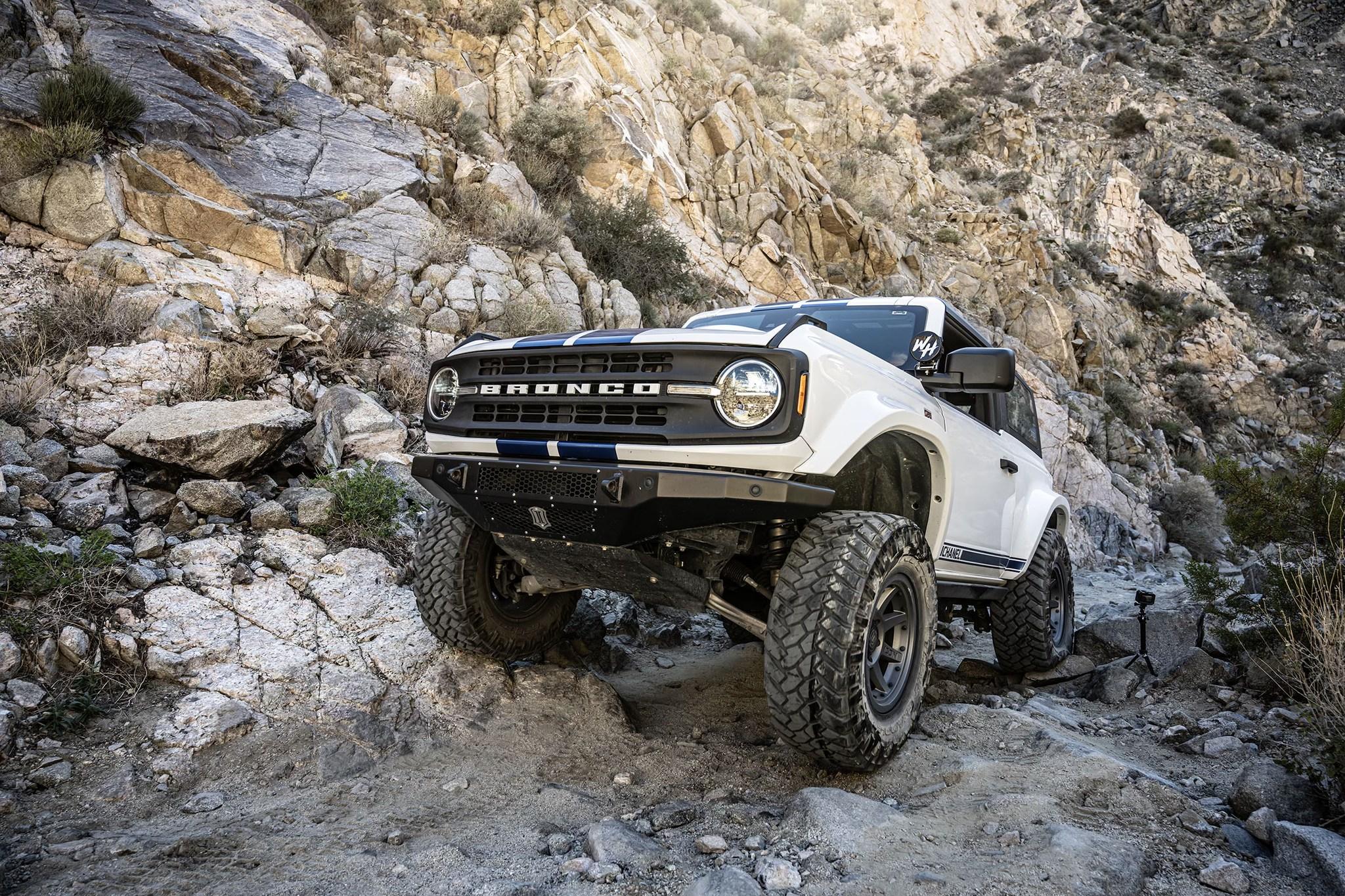 Ford Bronco National Park Pics... Show Yours! 414067442_10230211302403258_2838159437151259414_n