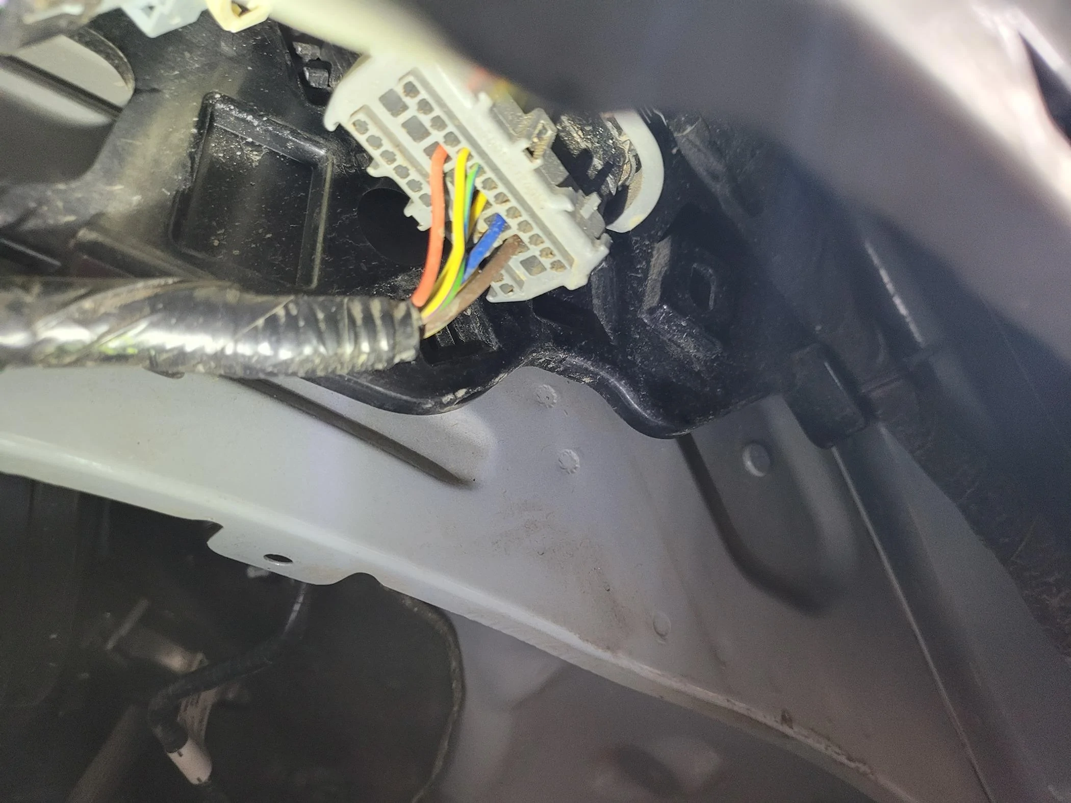 Ford Bronco Noise behind the speedometer. 20240311_172118