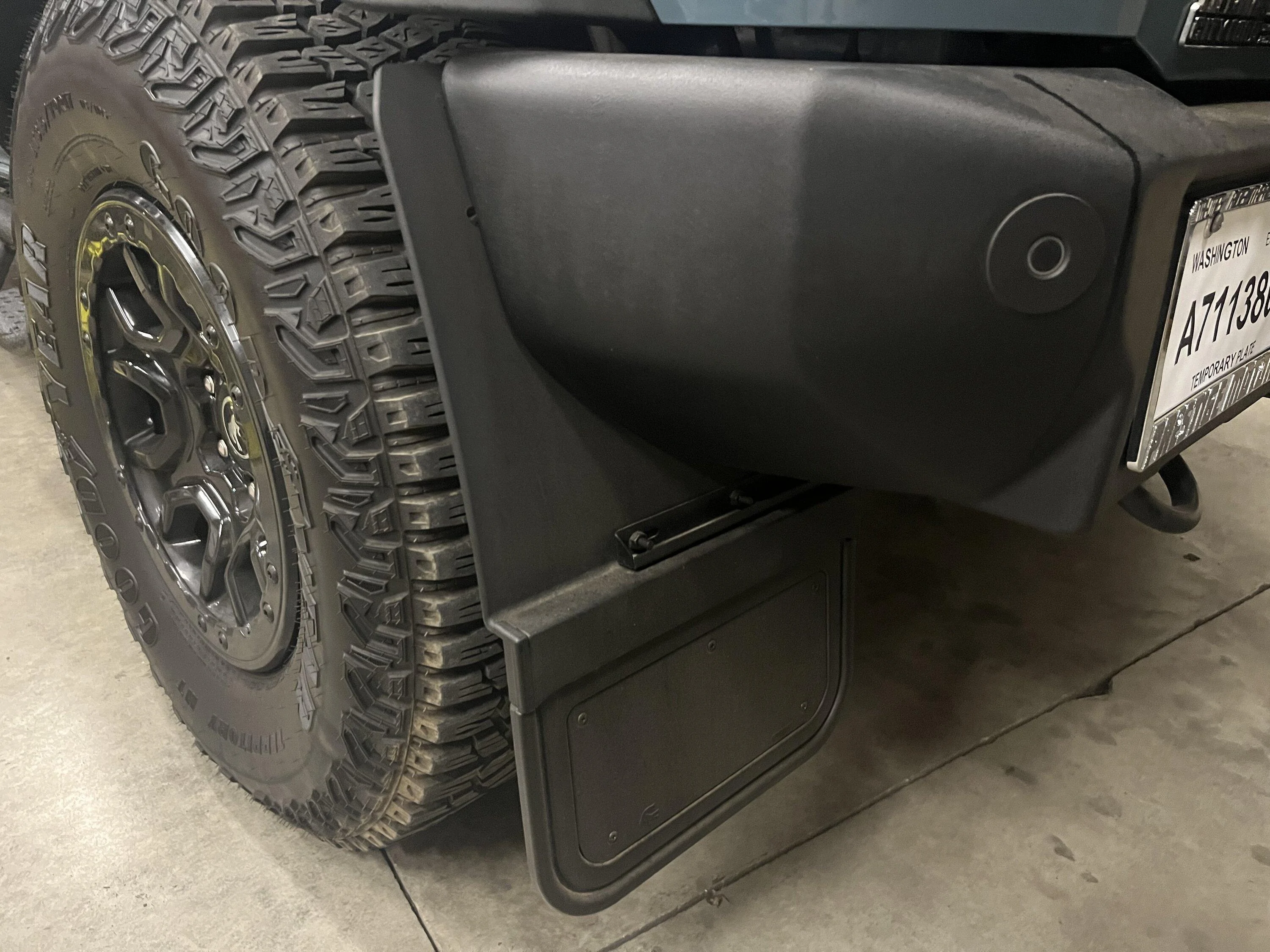Ford Bronco Gatorback Flaps, Step Rails, Sasquatch Flares IMG_6077
