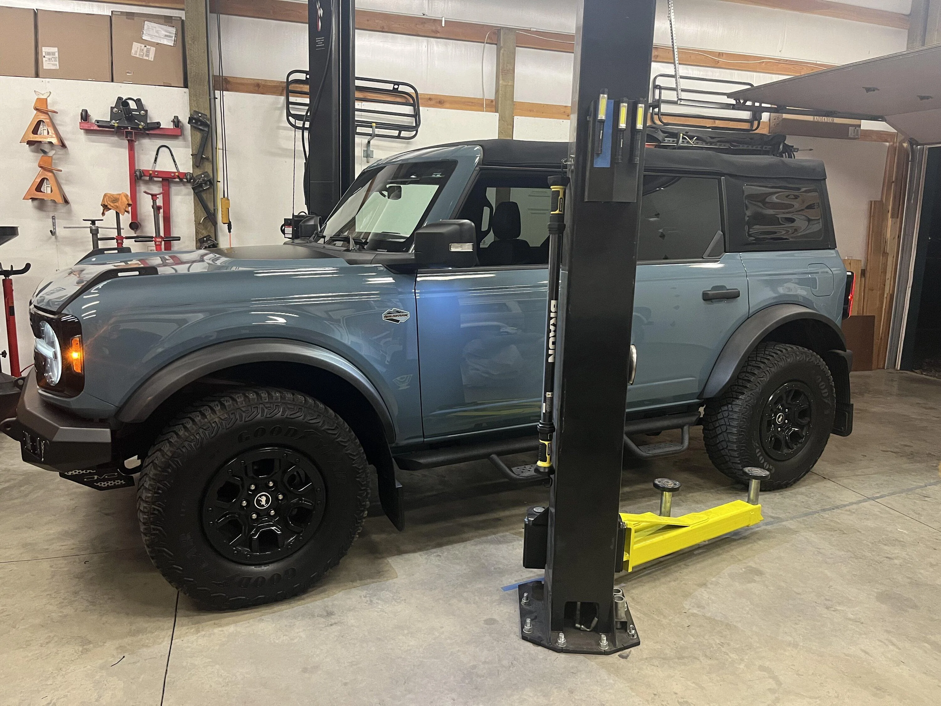 Ford Bronco Gatorback Flaps, Step Rails, Sasquatch Flares IMG_6071