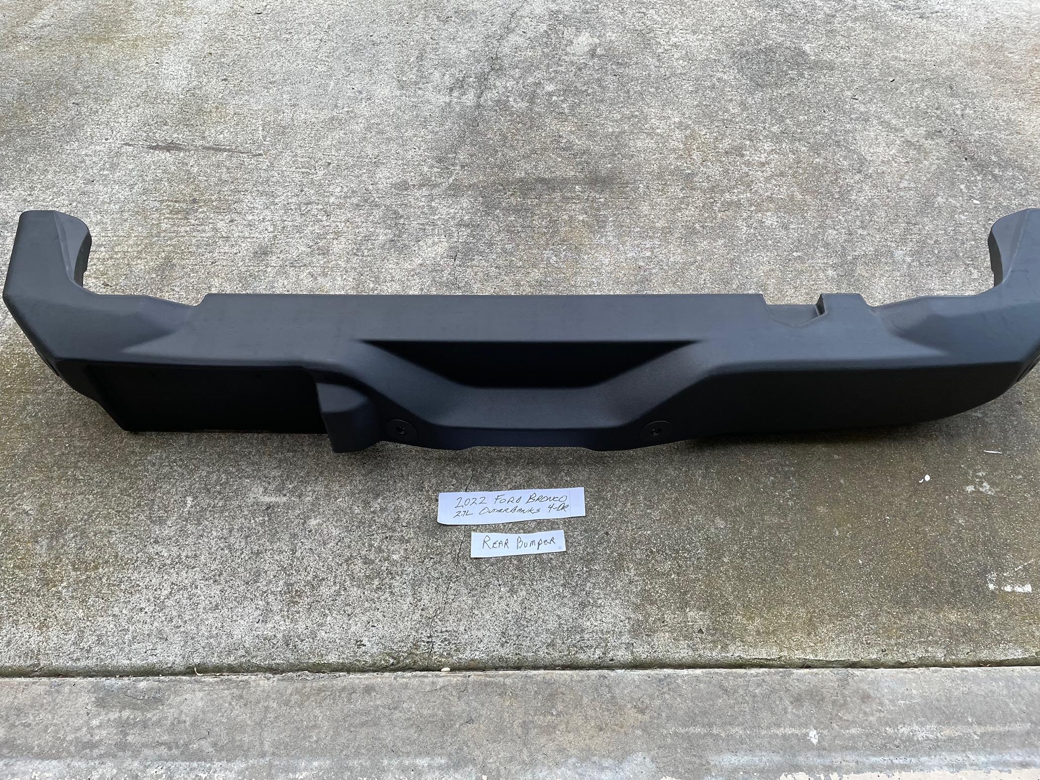 Ford Bronco 2022 rear bumper IMG_2137