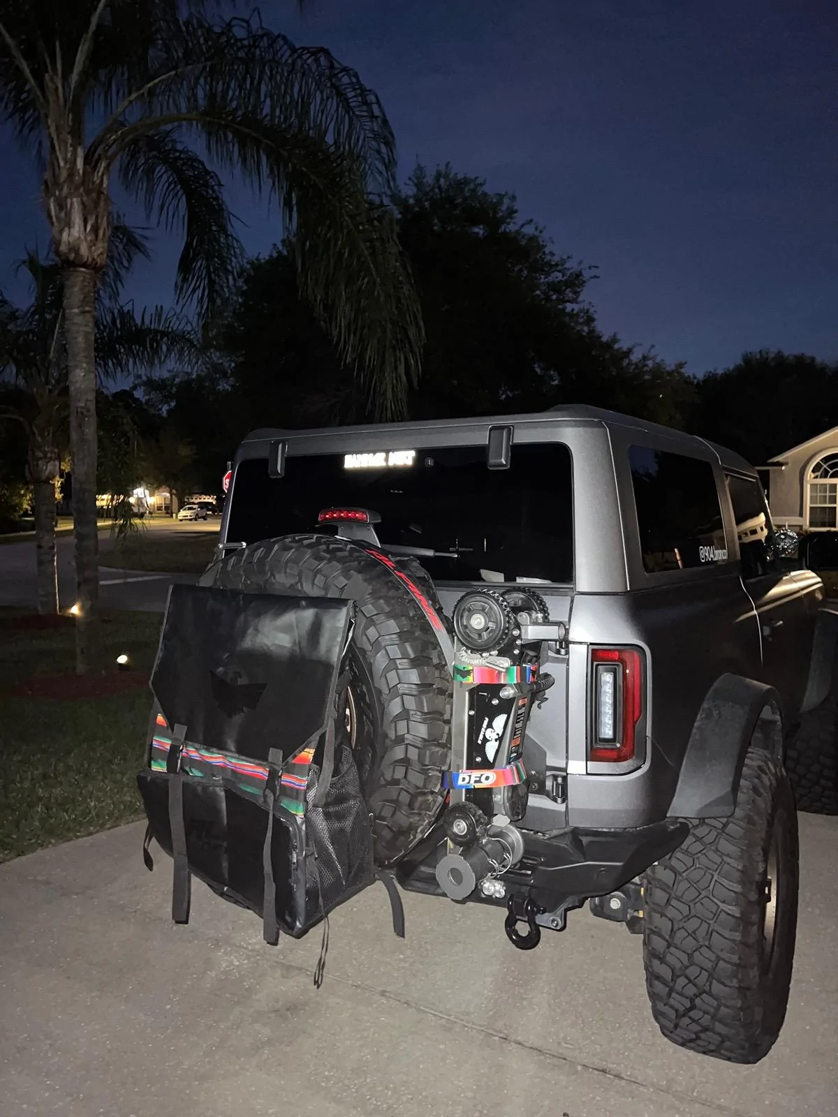 Ford Bronco Pro Eagle Jack Mounted to Tailgate Reinforcement IMG_7768