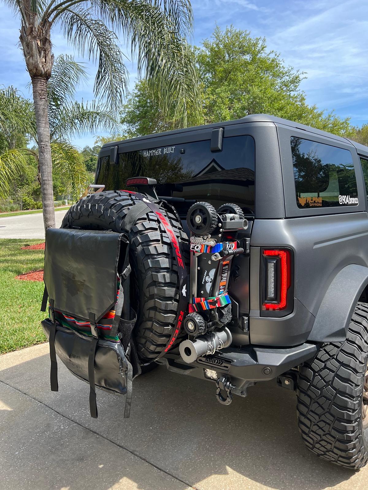 Ford Bronco Pro Eagle Jack Mounted to Tailgate Reinforcement IMG_7787