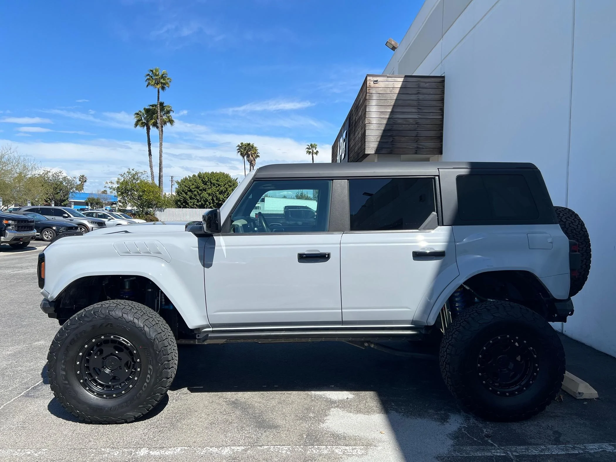 Ford Bronco ADV Production Modular Hardtop! IMG_6837