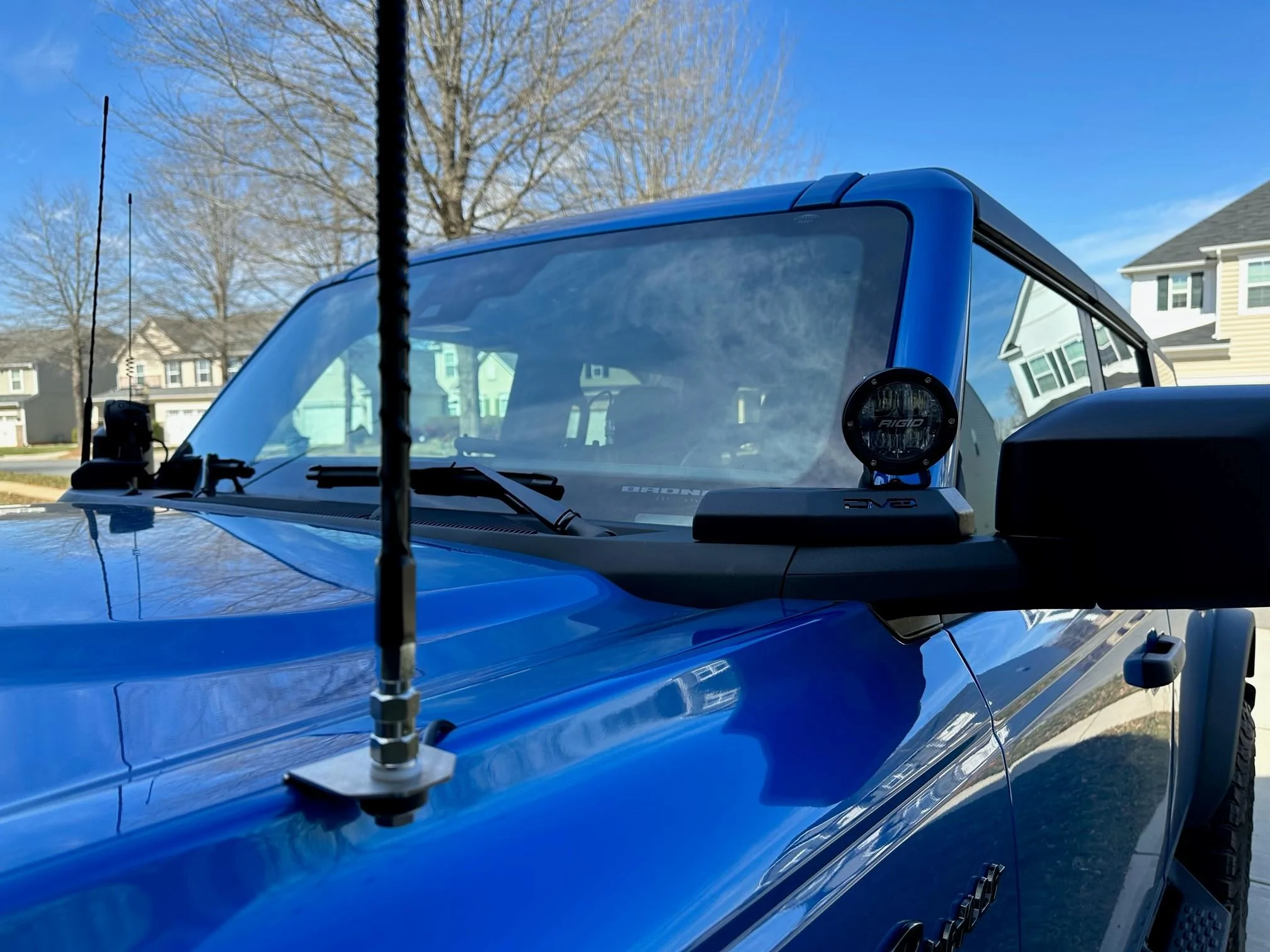 Ford Bronco Engine Noise With Ham Radio antenna-01