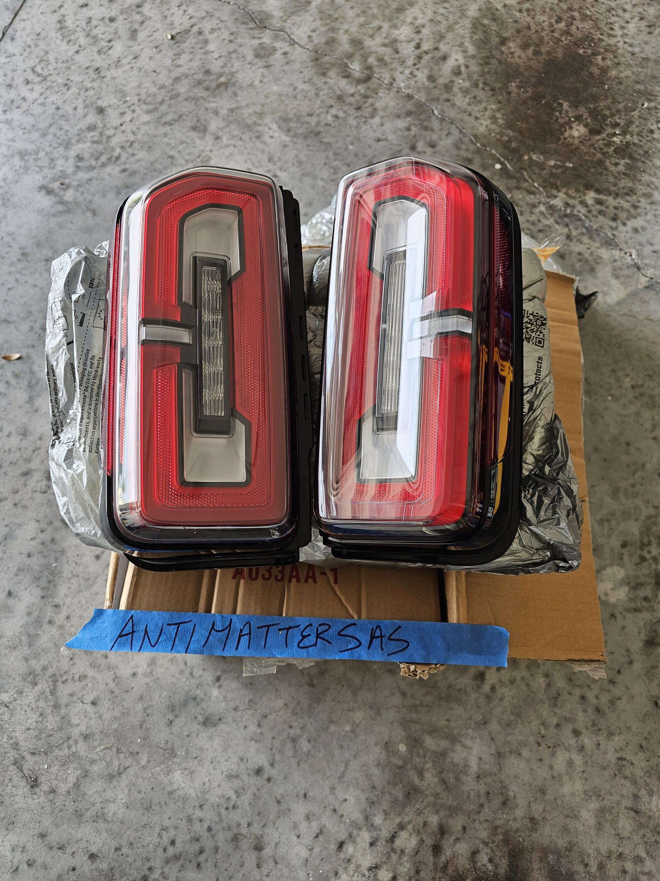 Ford Bronco Oem LED signature tail lights 20240316_164245