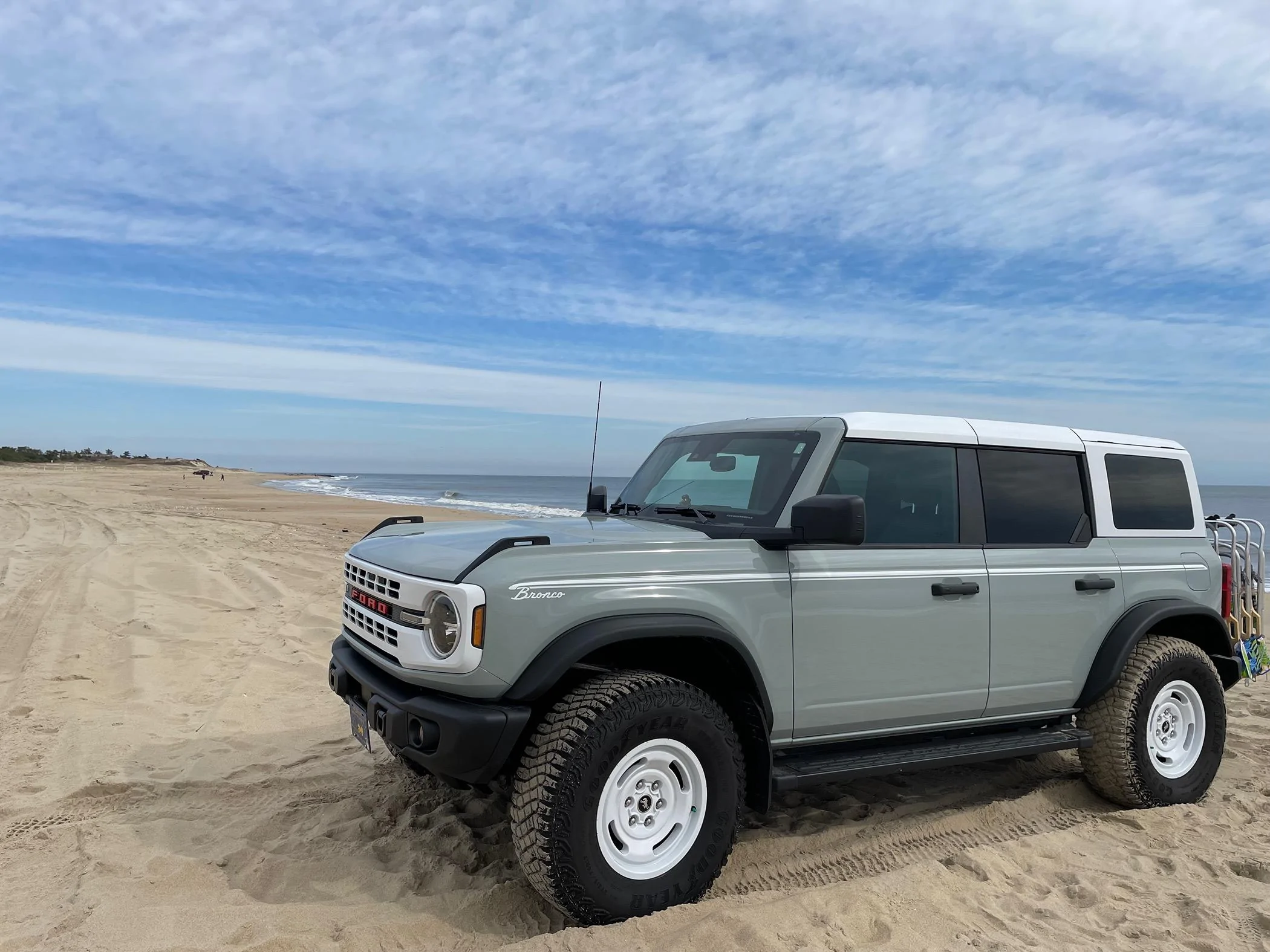 Ford Bronco HERITAGE EDITION Bronco Club IMG_7389