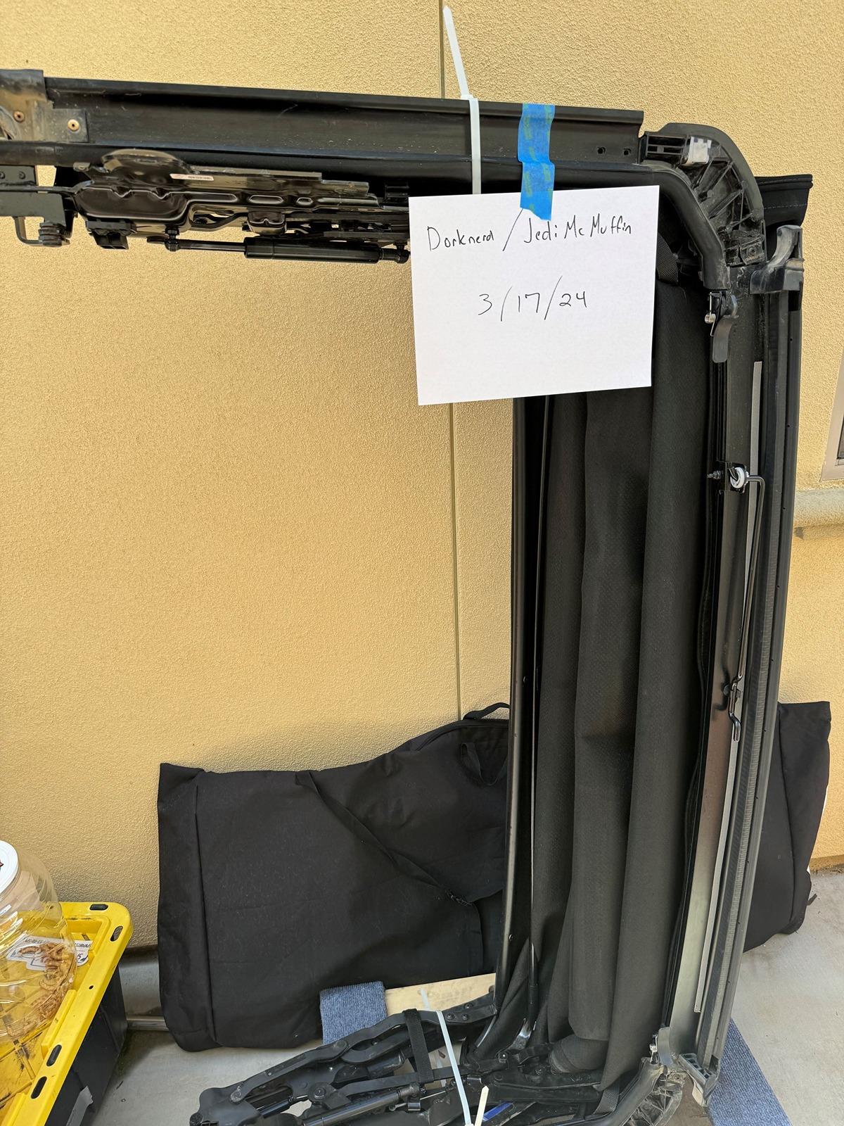 Ford Bronco 2021 4DR OEM Soft Top $300 IMG_07312