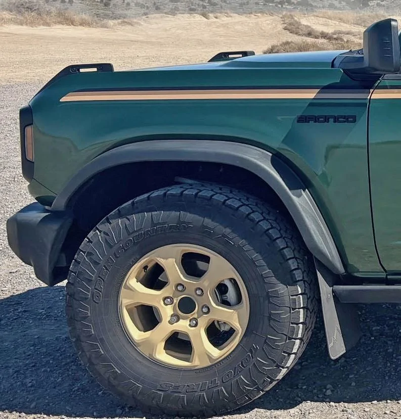 Bronco Heritage Quarter Panels 2.webp