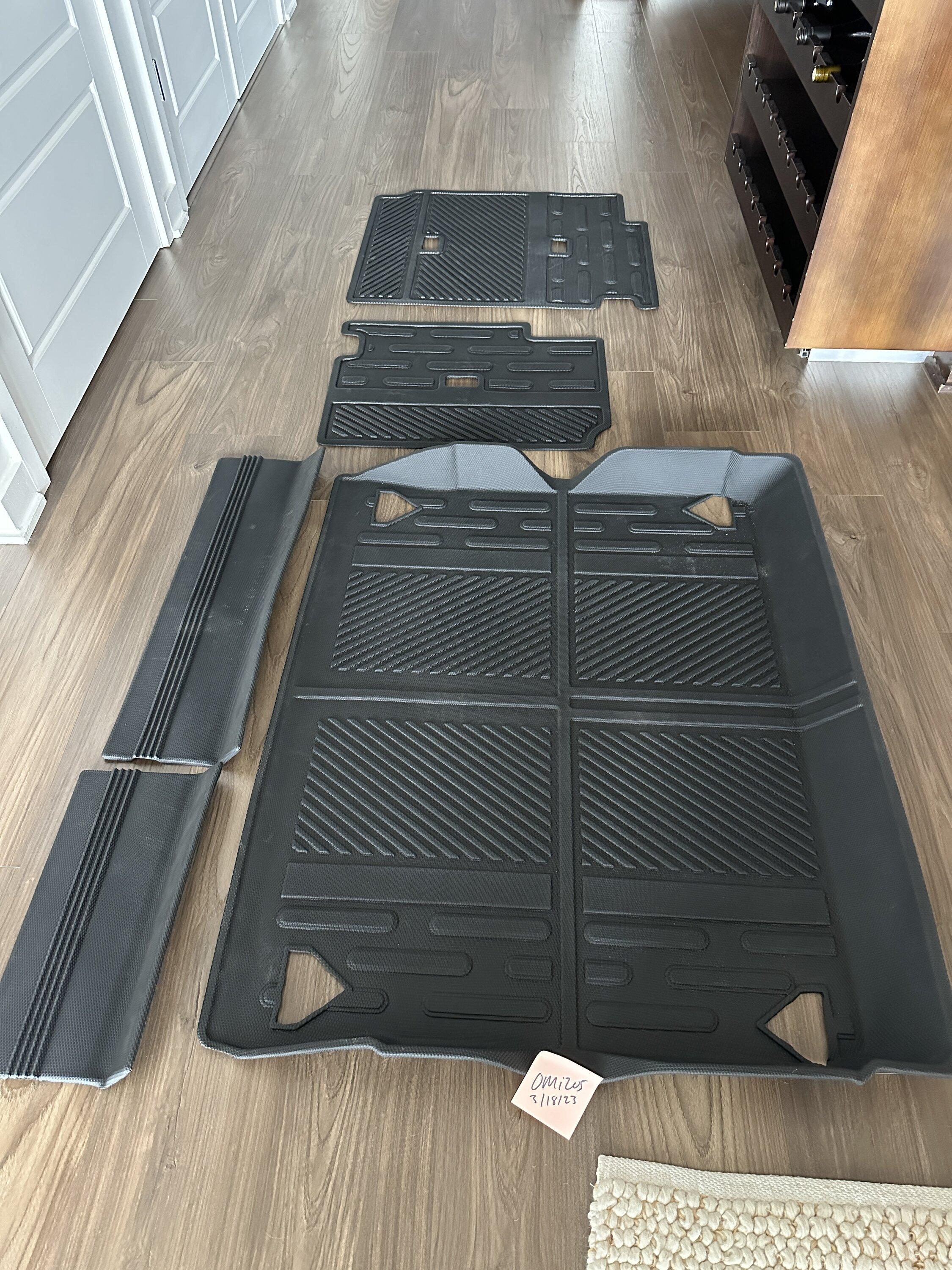 Ford Bronco Full Rear Seat and Cargo Protector $60 IMG_2756.JPG