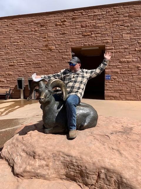 Ford Bronco National Park Pics... Show Yours! Arches visitor center